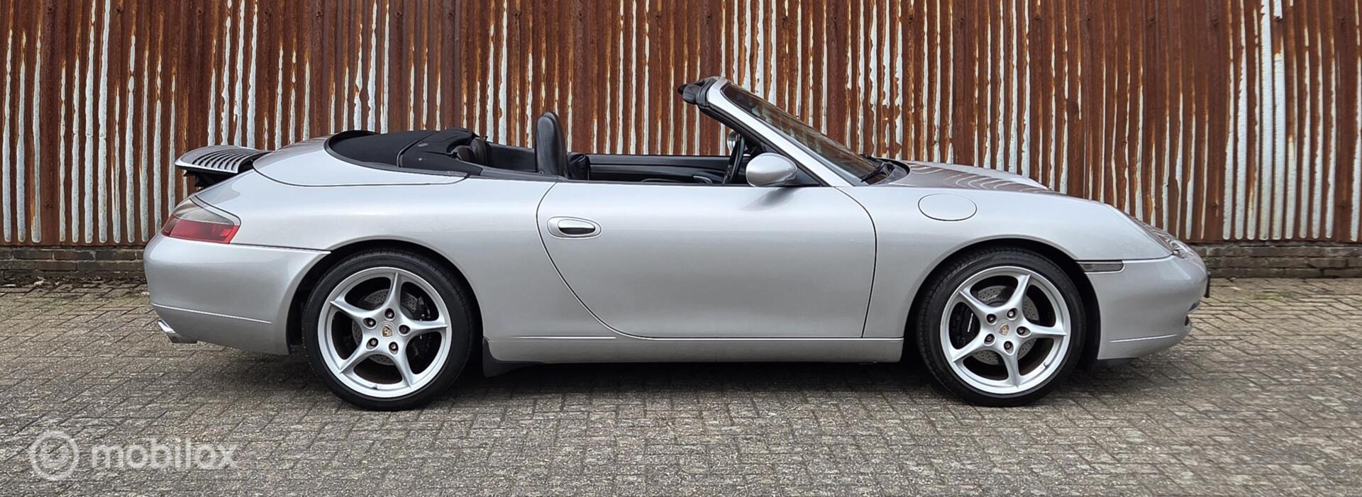 Foto van Porsche 911 Carrera