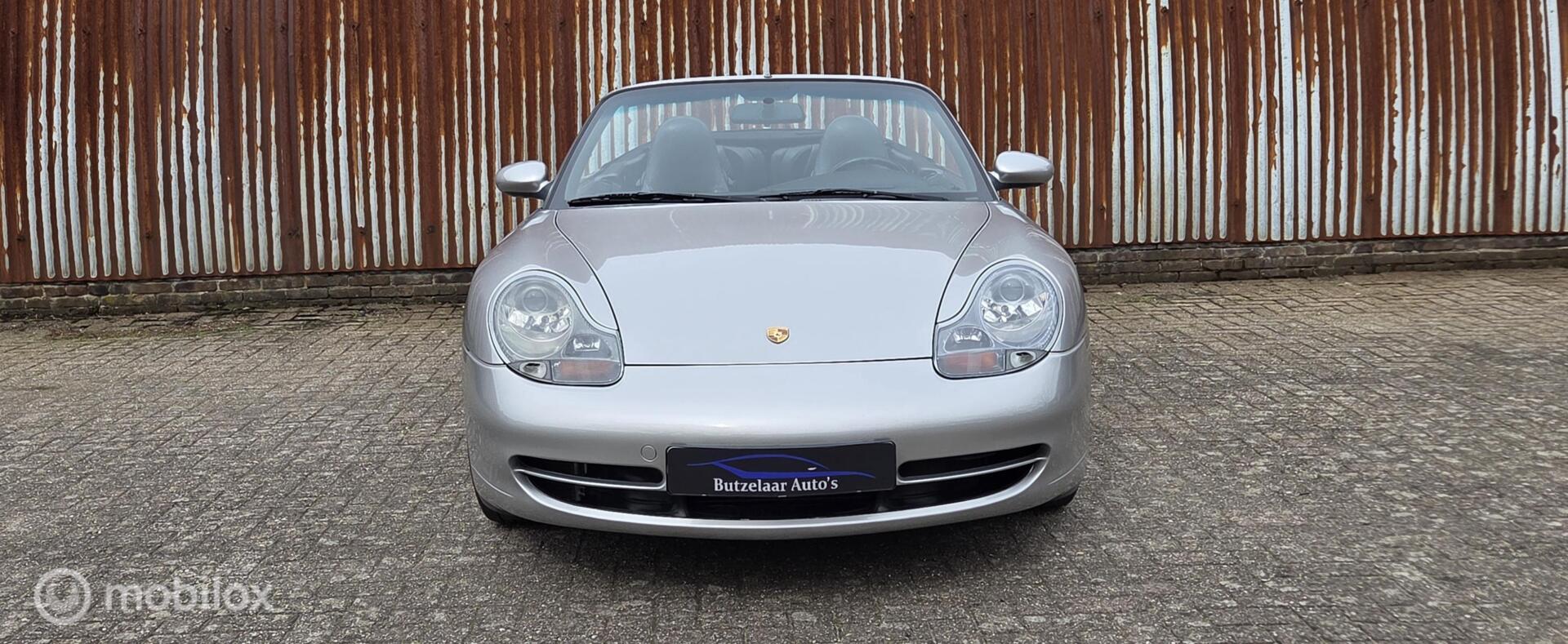 Foto van Porsche 911 Carrera