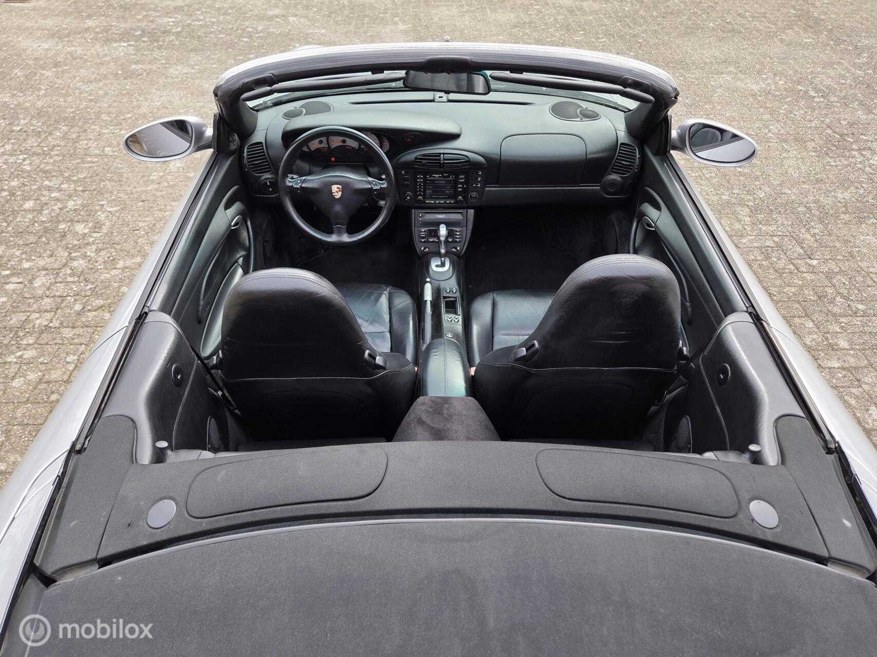 Foto van Porsche 911 Carrera