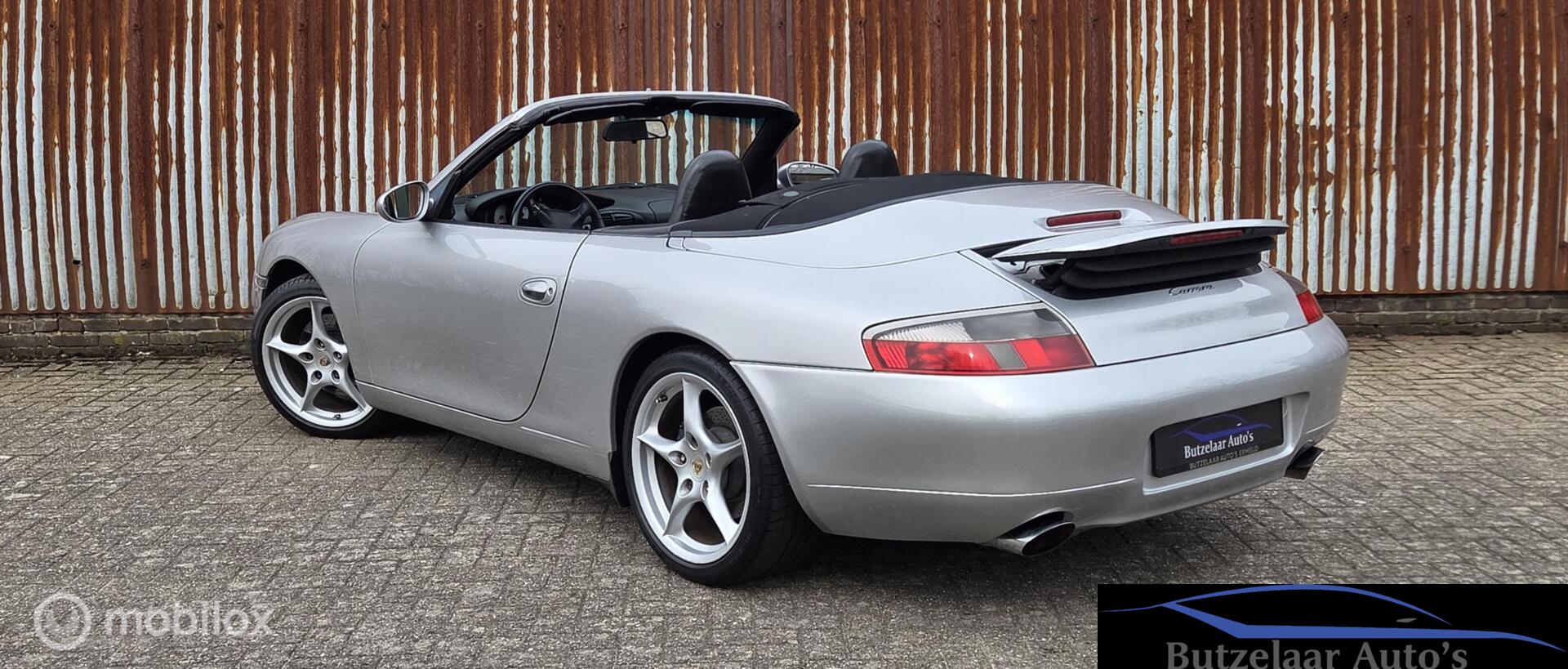 Foto van Porsche 911 Carrera