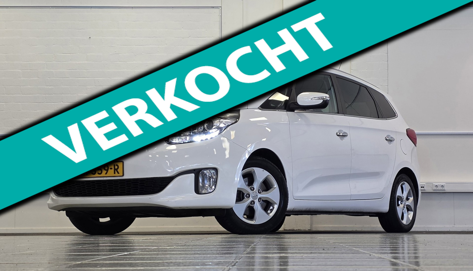 Kia Carens 1.6 GDi ComfortLine 7 Persoons 100% Onderhouden Garantie 2015 - voorkant