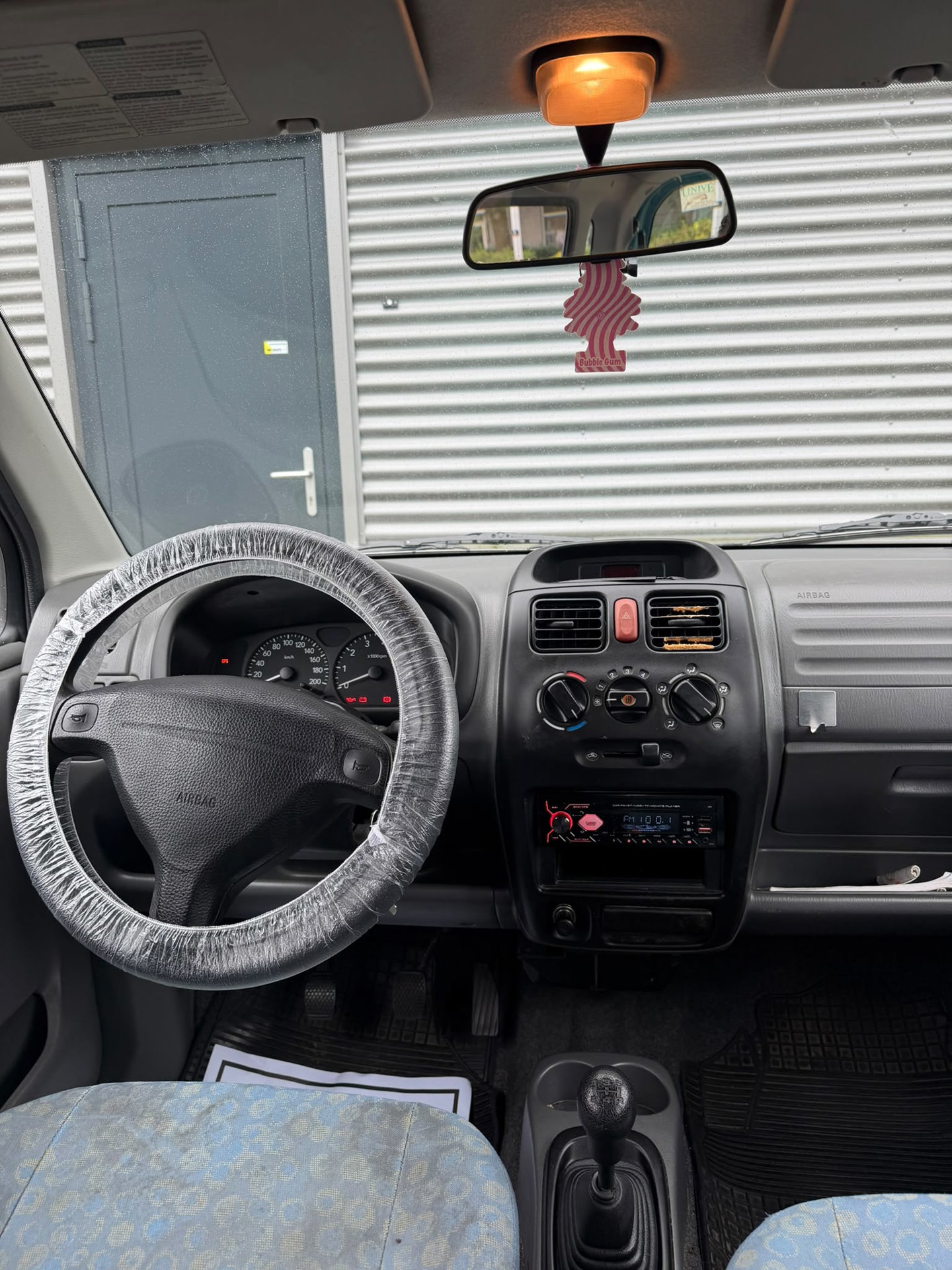Foto van Suzuki Wagon R