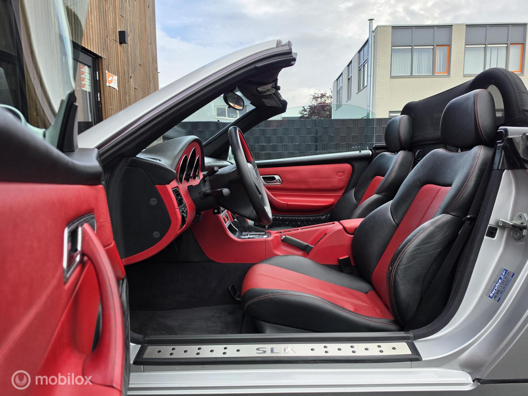 Foto van Mercedes-Benz SLK 200 Kompressor