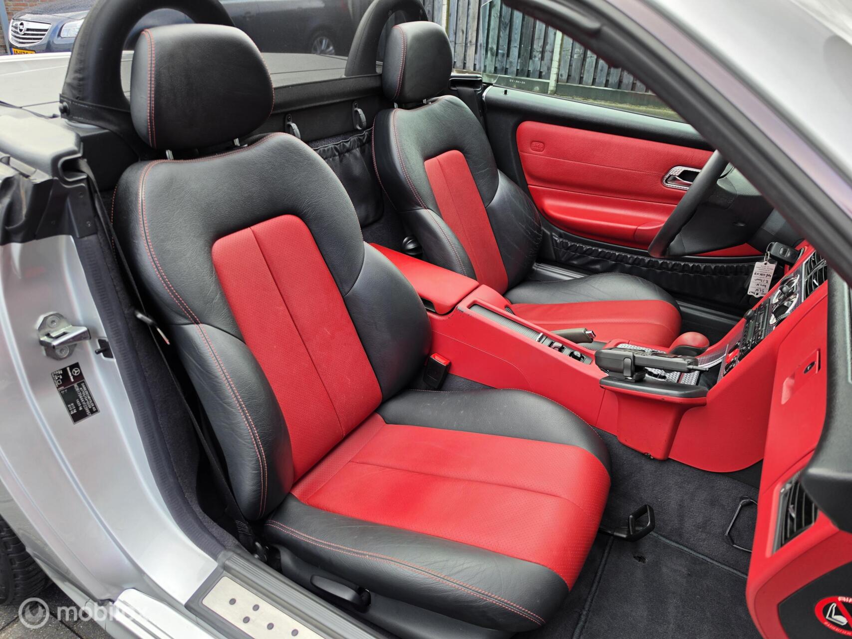 Foto van Mercedes-Benz SLK 200 Kompressor