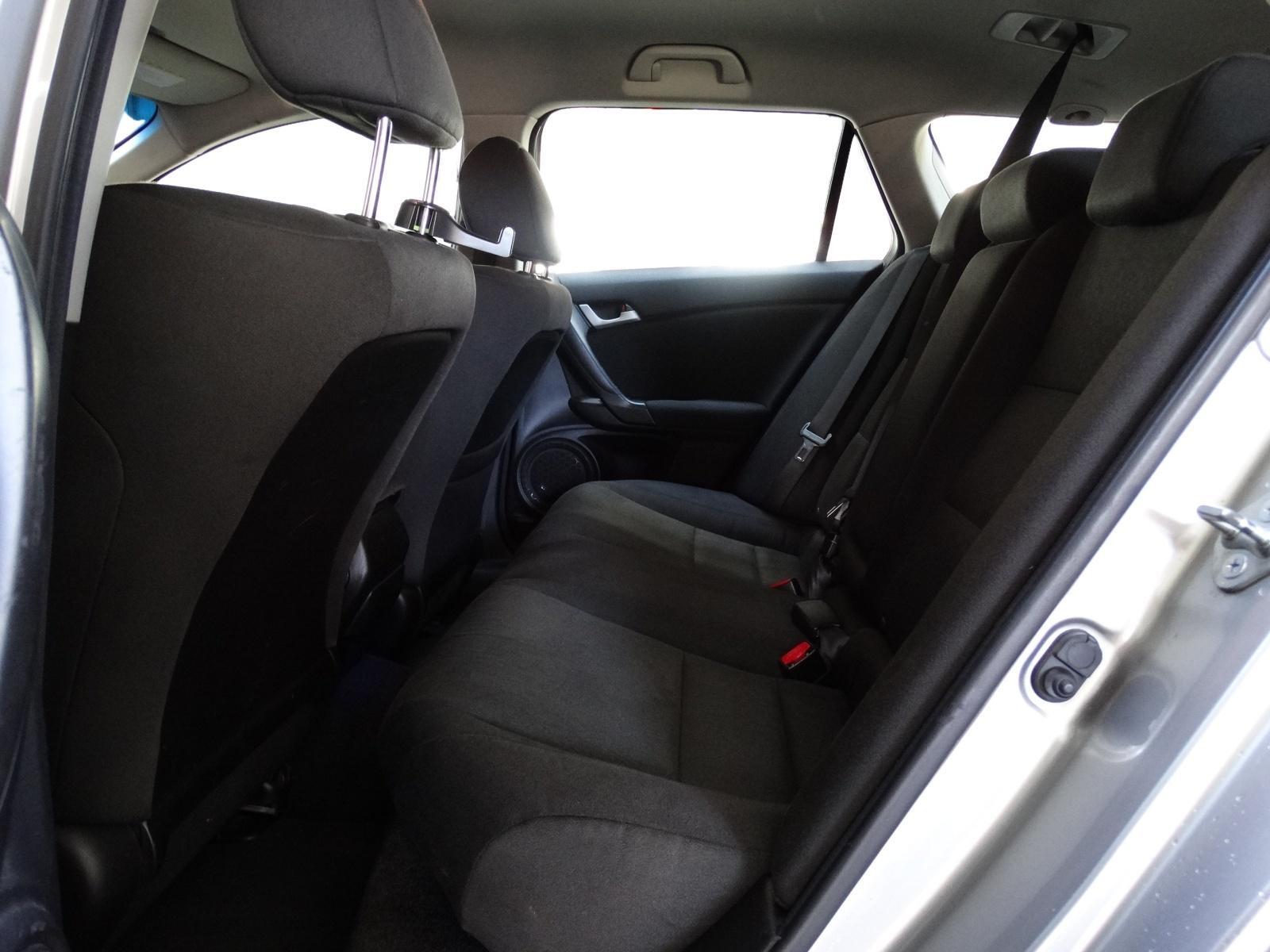 Foto van Honda Accord Tourer