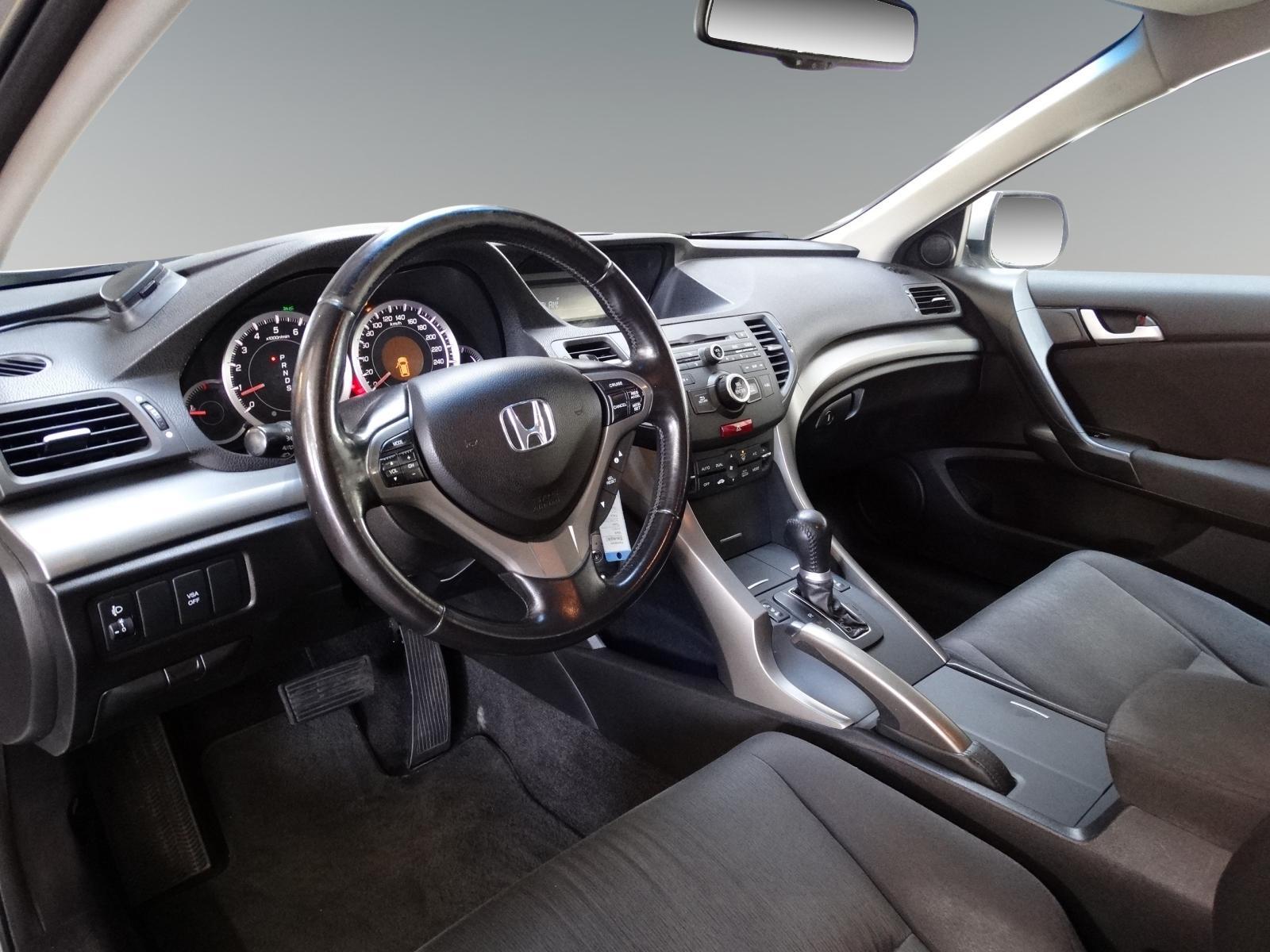 Foto van Honda Accord Tourer