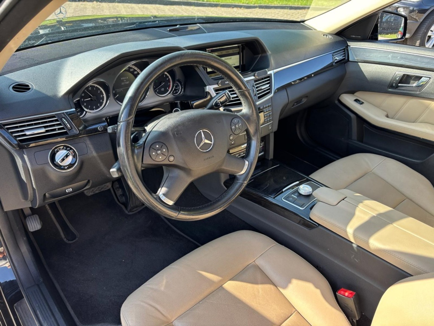 Foto van Mercedes-Benz E 350 Cgi