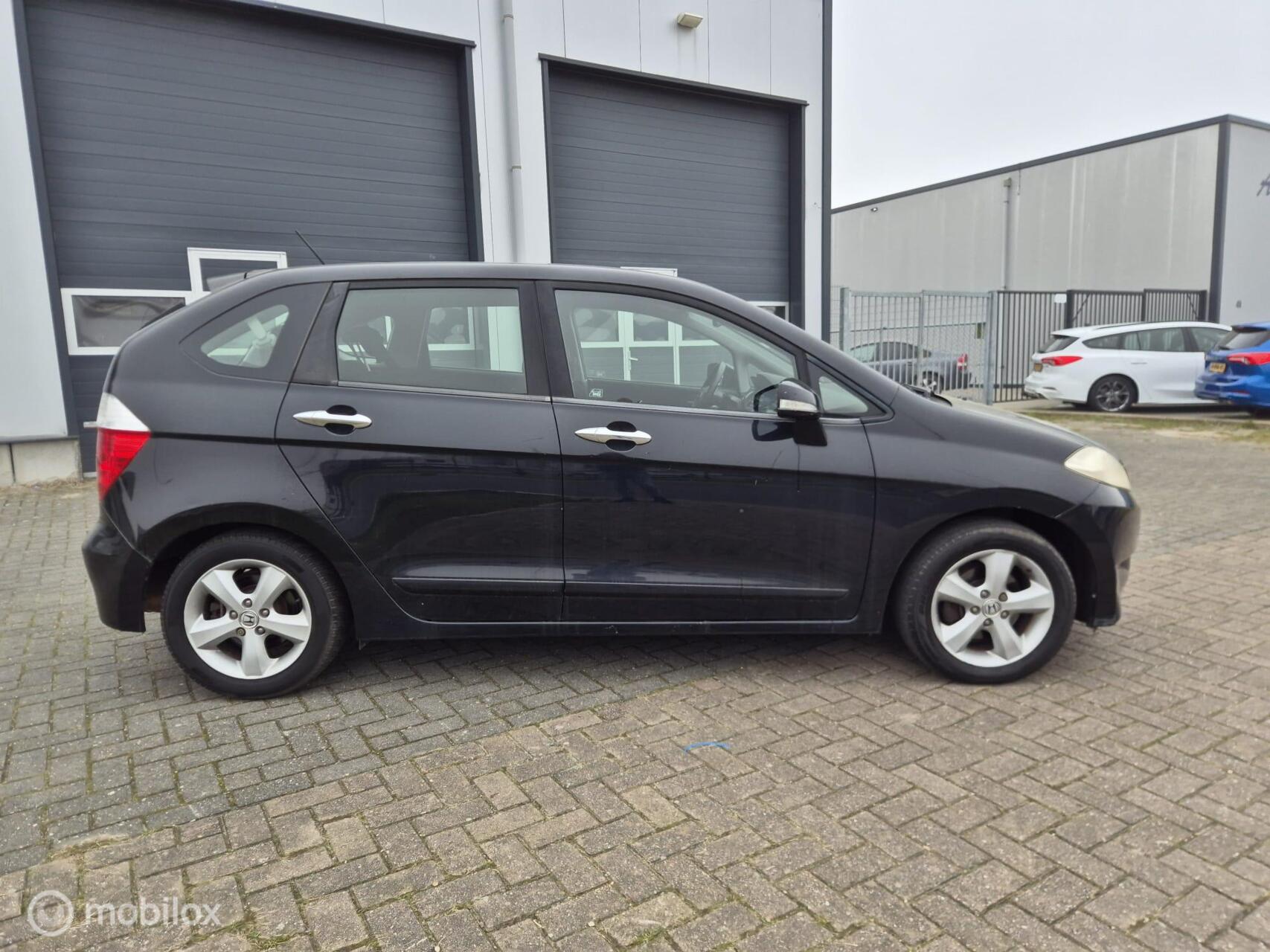 Foto van Honda Fr-v