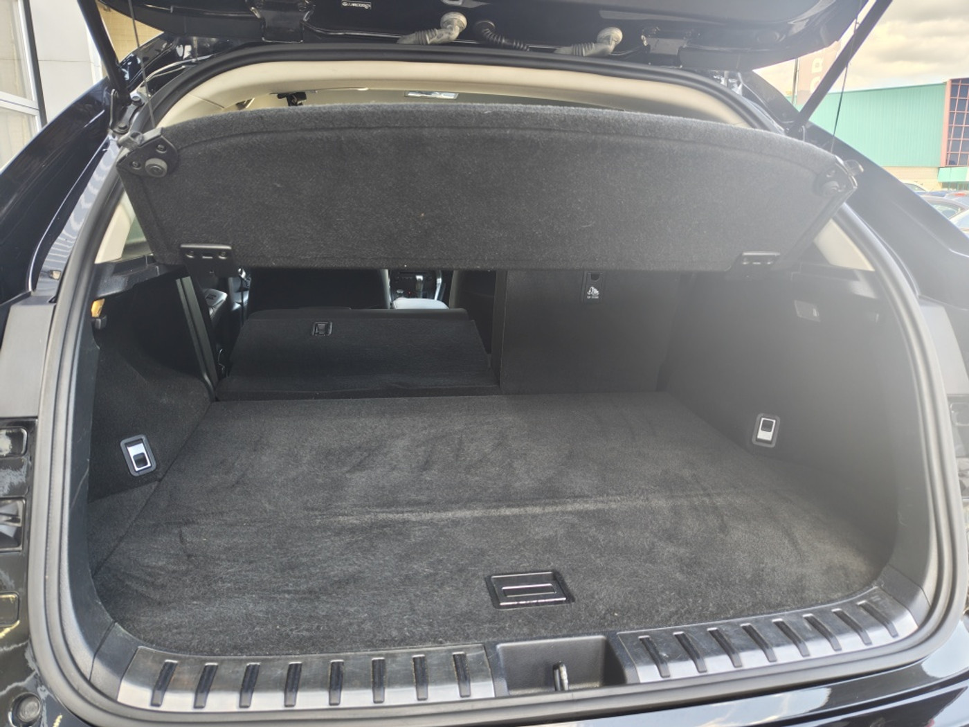 Foto van Lexus Lexus Nx300h