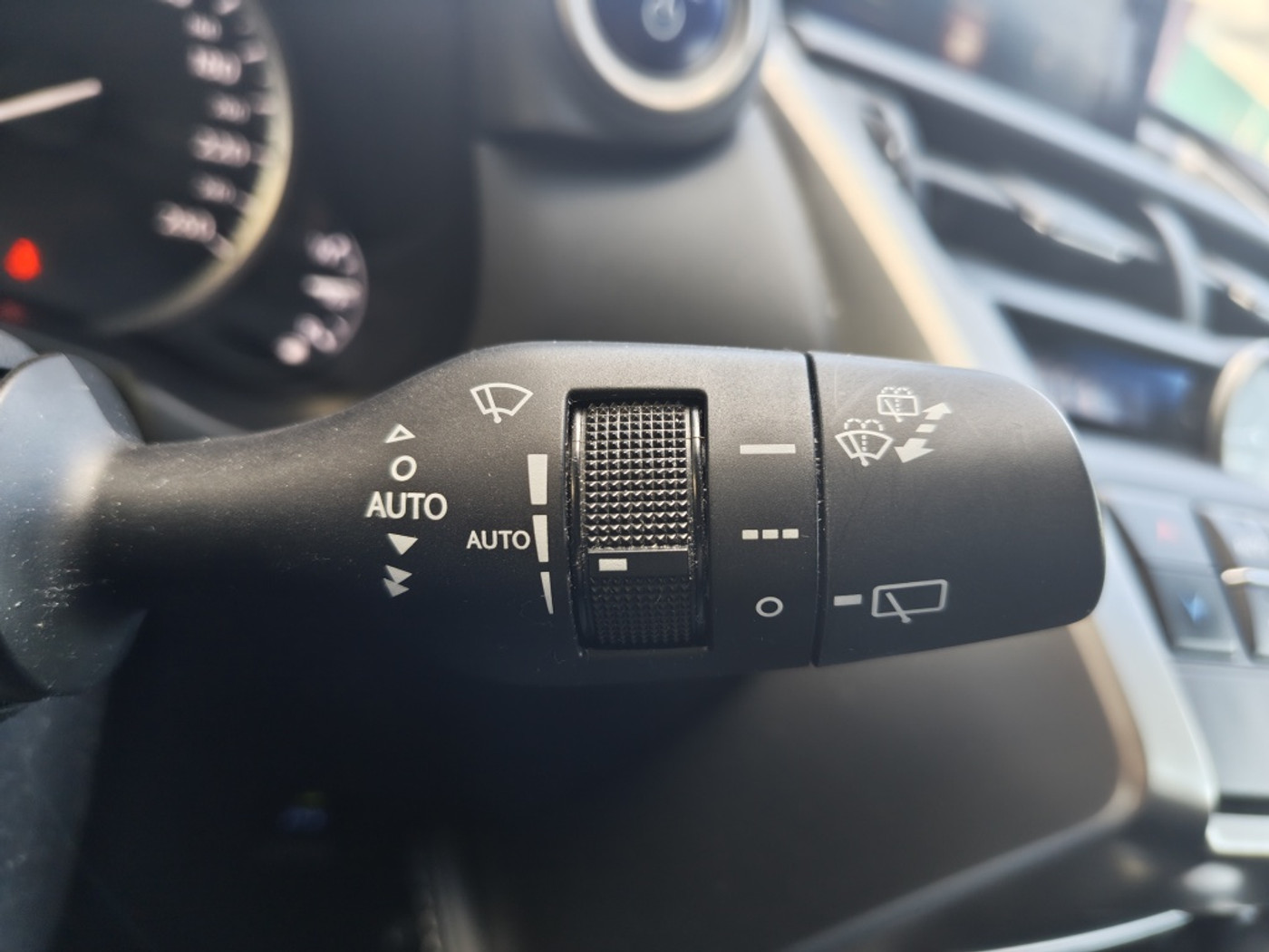 Foto van Lexus Lexus Nx300h