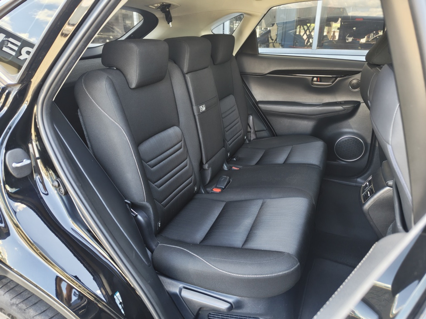 Foto van Lexus Lexus Nx300h