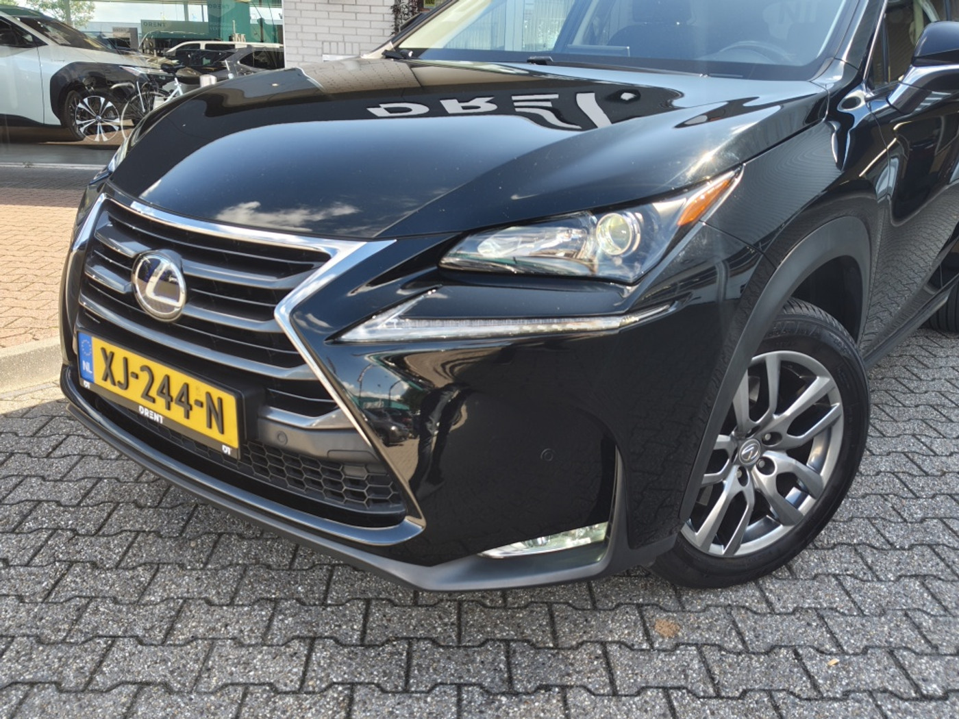 Foto van Lexus Lexus Nx300h