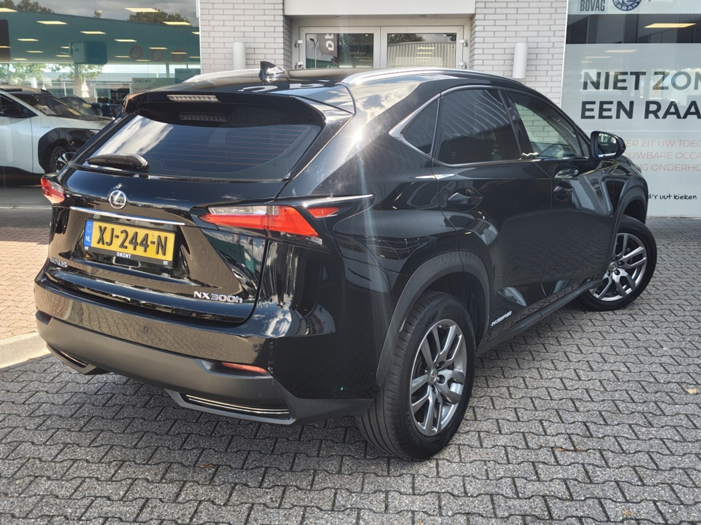 Foto van Lexus Lexus Nx300h