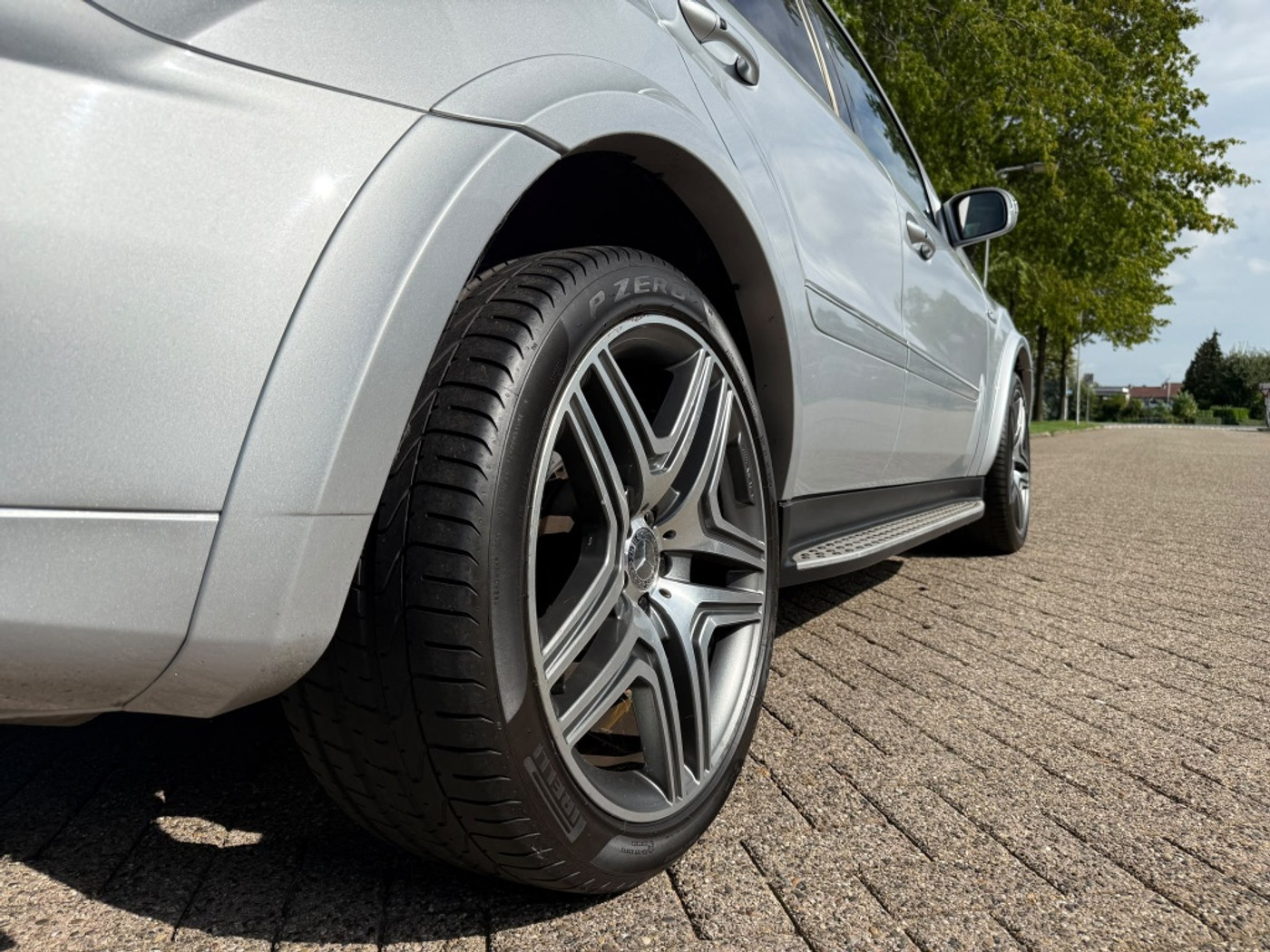 Foto van Mercedes-Benz ML 63 AMG
