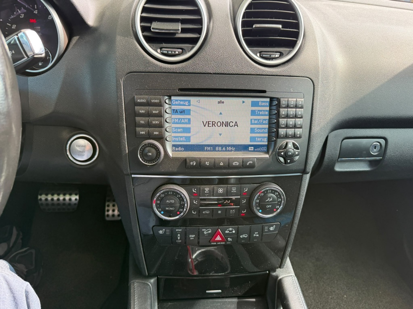 Foto van Mercedes-Benz ML 63 AMG