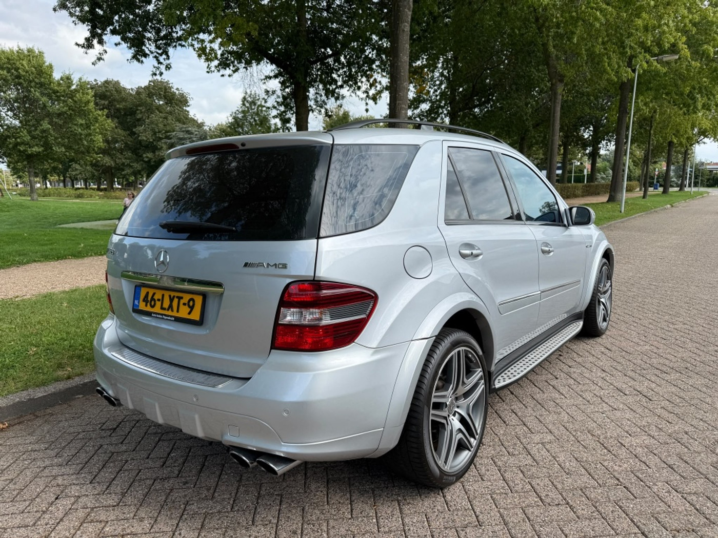 Foto van Mercedes-Benz ML 63 AMG