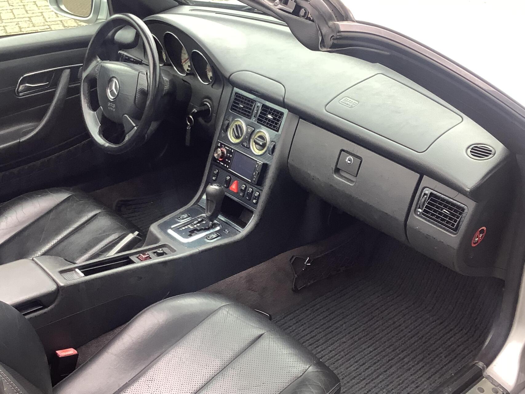 Foto van Mercedes-Benz SLK 230 Kompressor