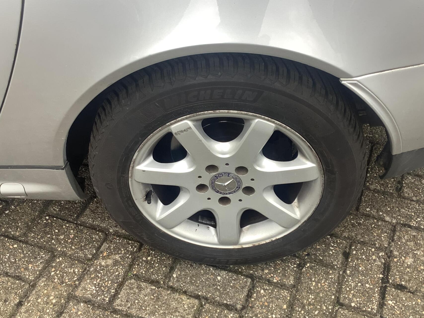Foto van Mercedes-Benz SLK 230 Kompressor