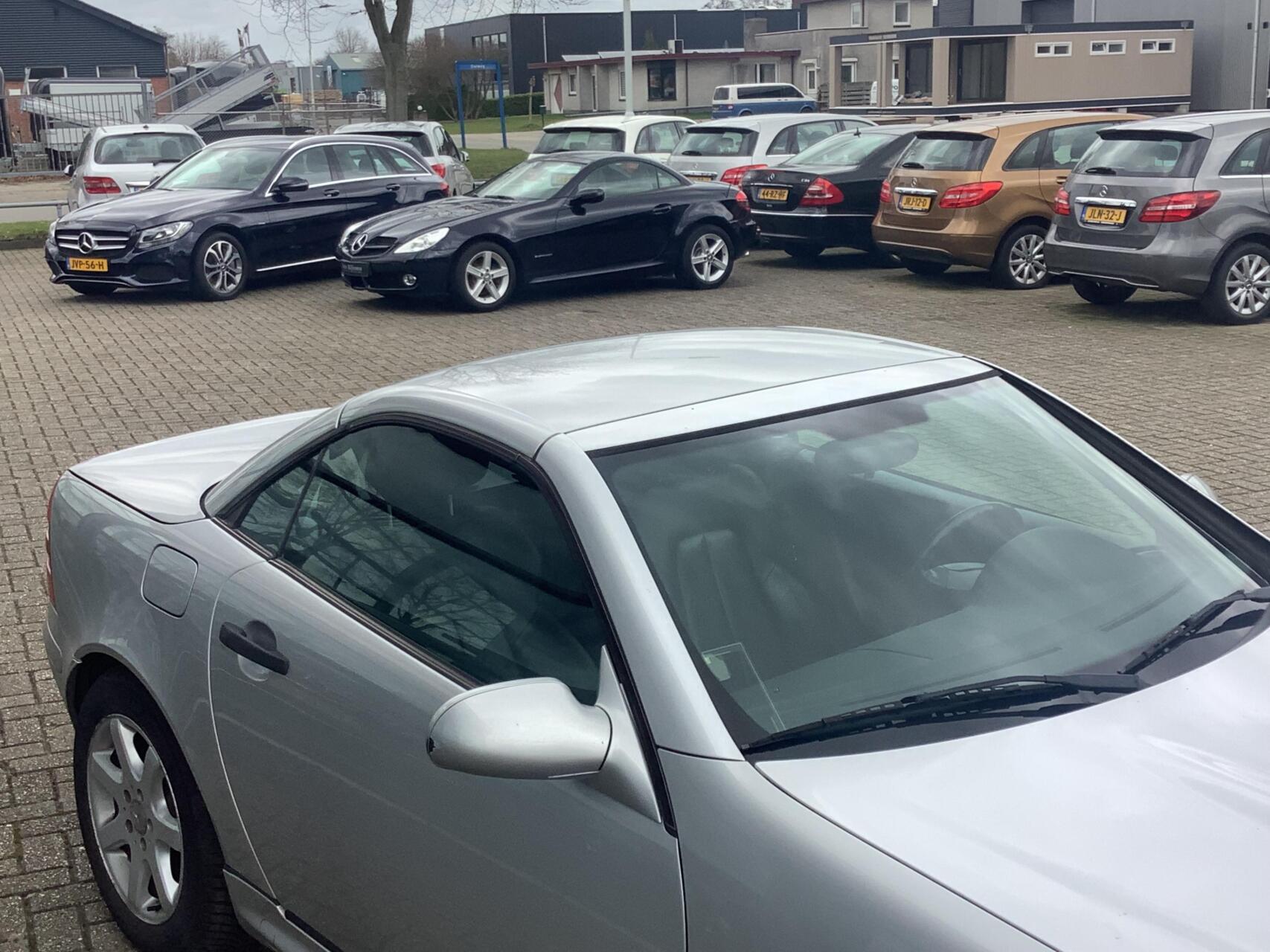 Foto van Mercedes-Benz SLK 230 Kompressor