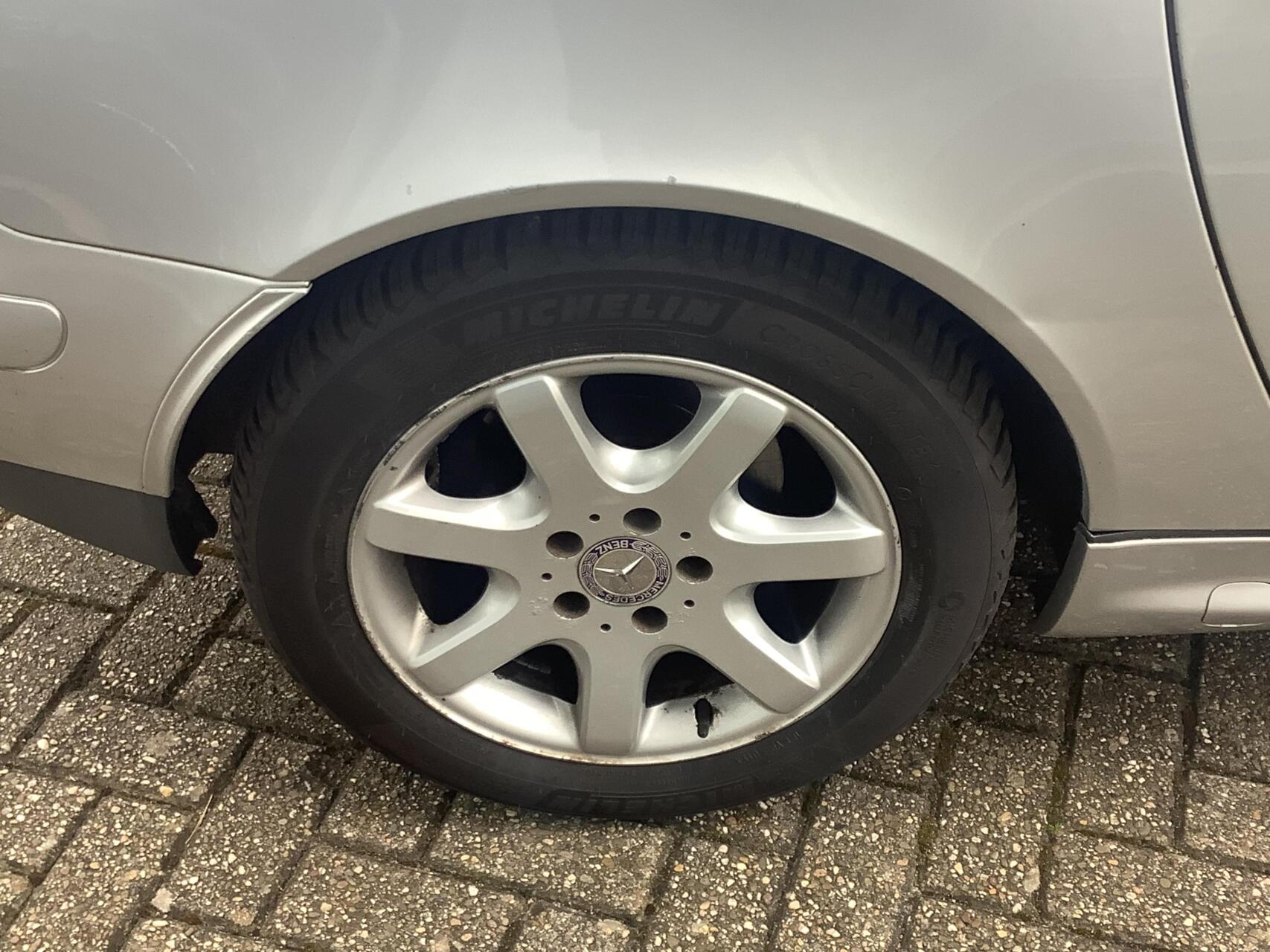 Foto van Mercedes-Benz SLK 230 Kompressor