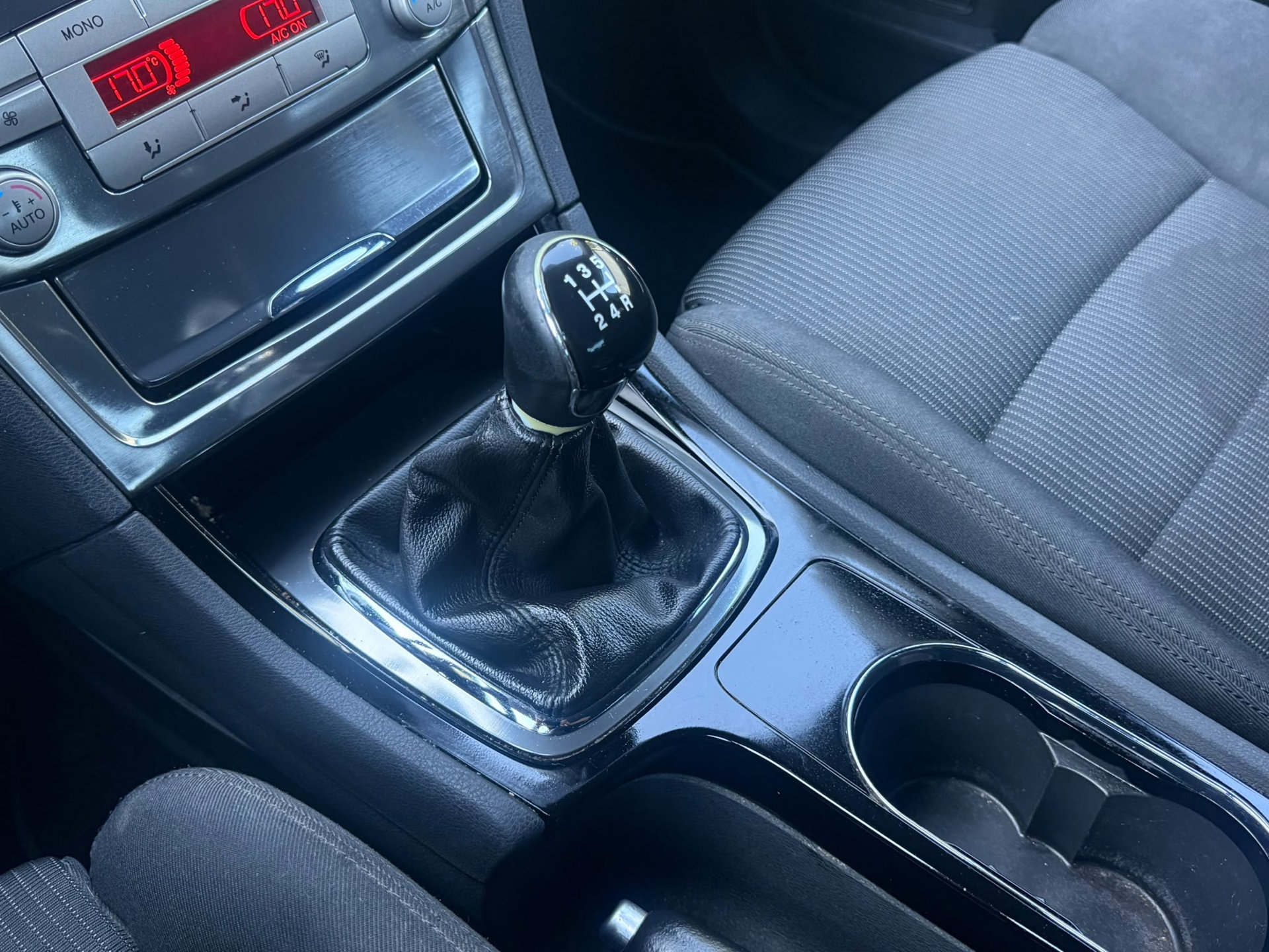 Foto van Ford Mondeo