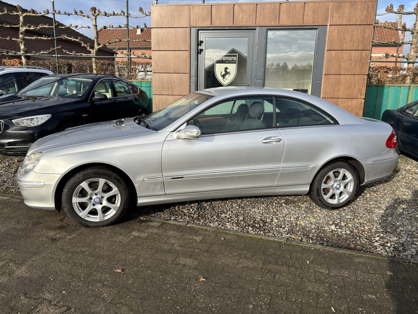 Foto van Mercedes-Benz CLK 320