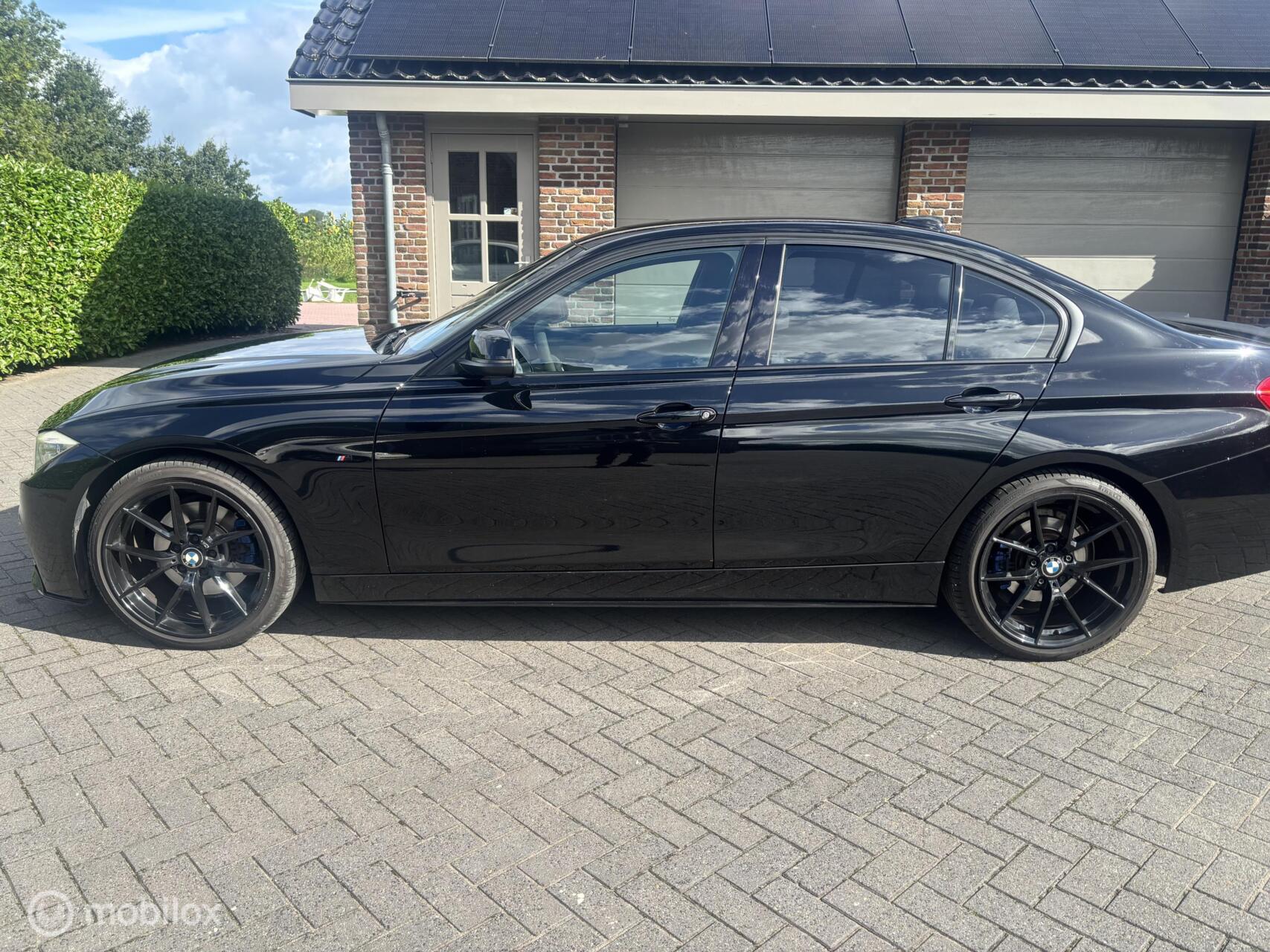 Foto van BMW 328i