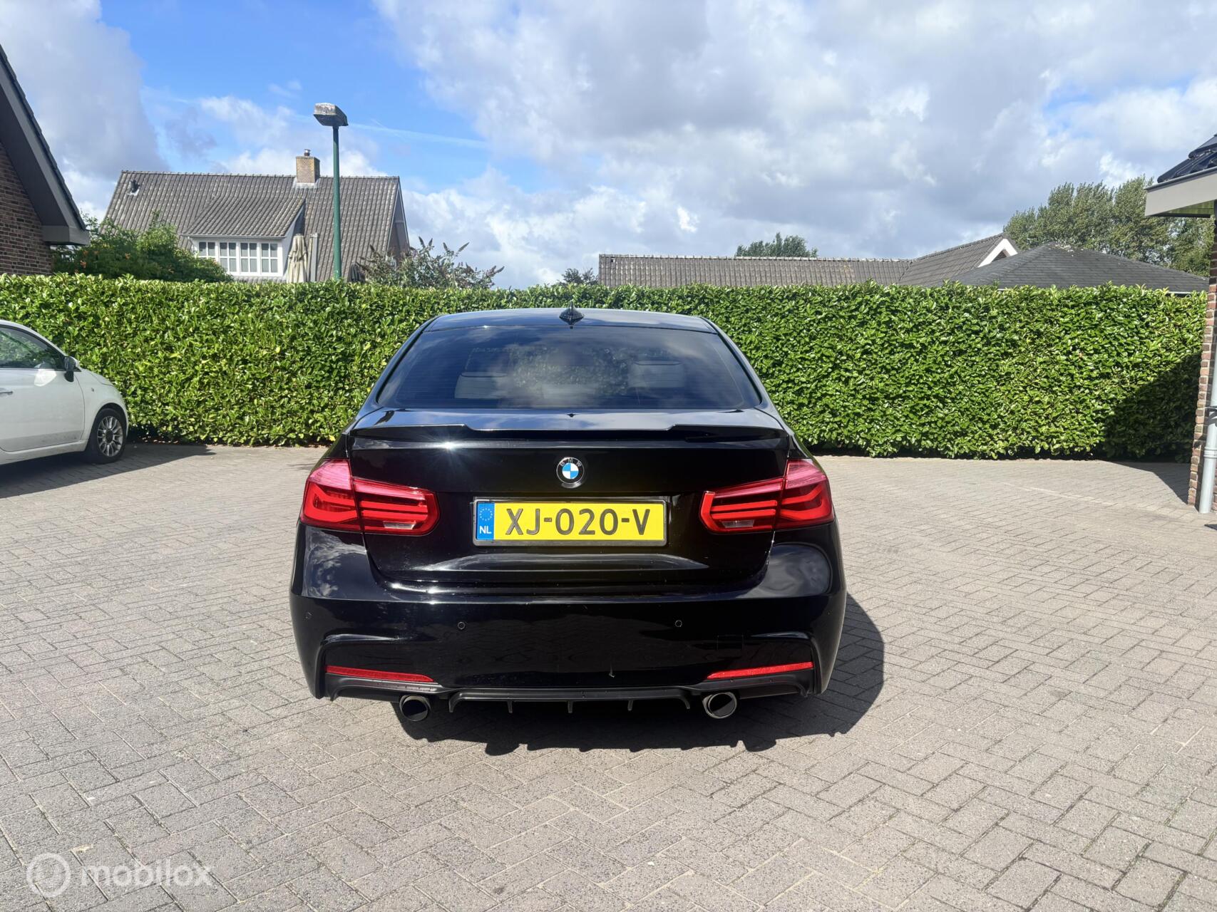 Foto van BMW 328i