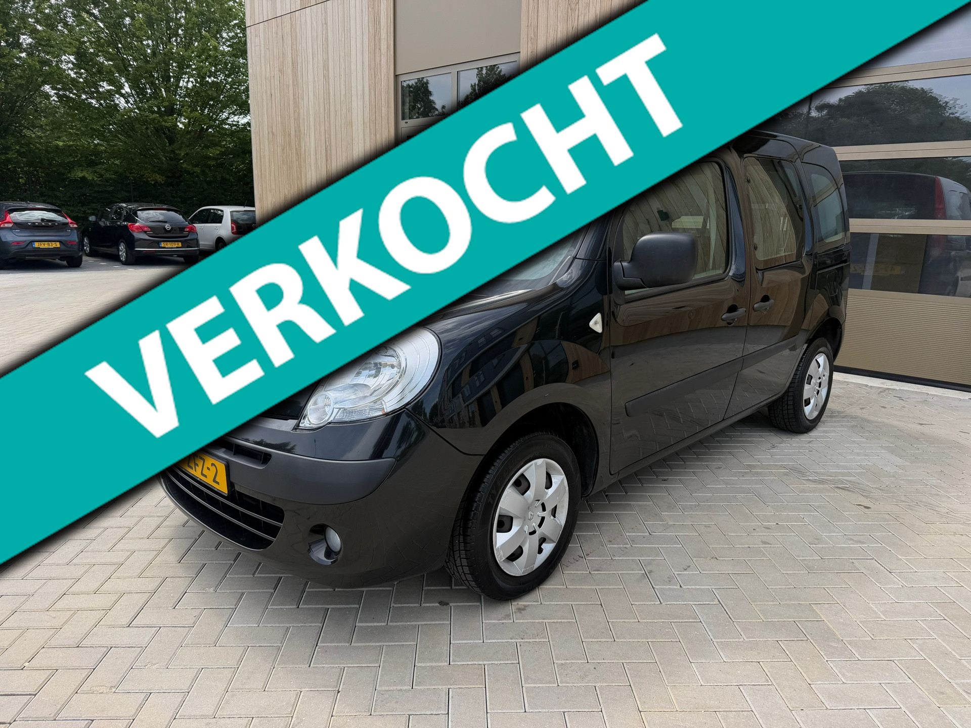Renault Kangoo 1.6 Authentique / Rolstoelauto / 2010 - voorkant