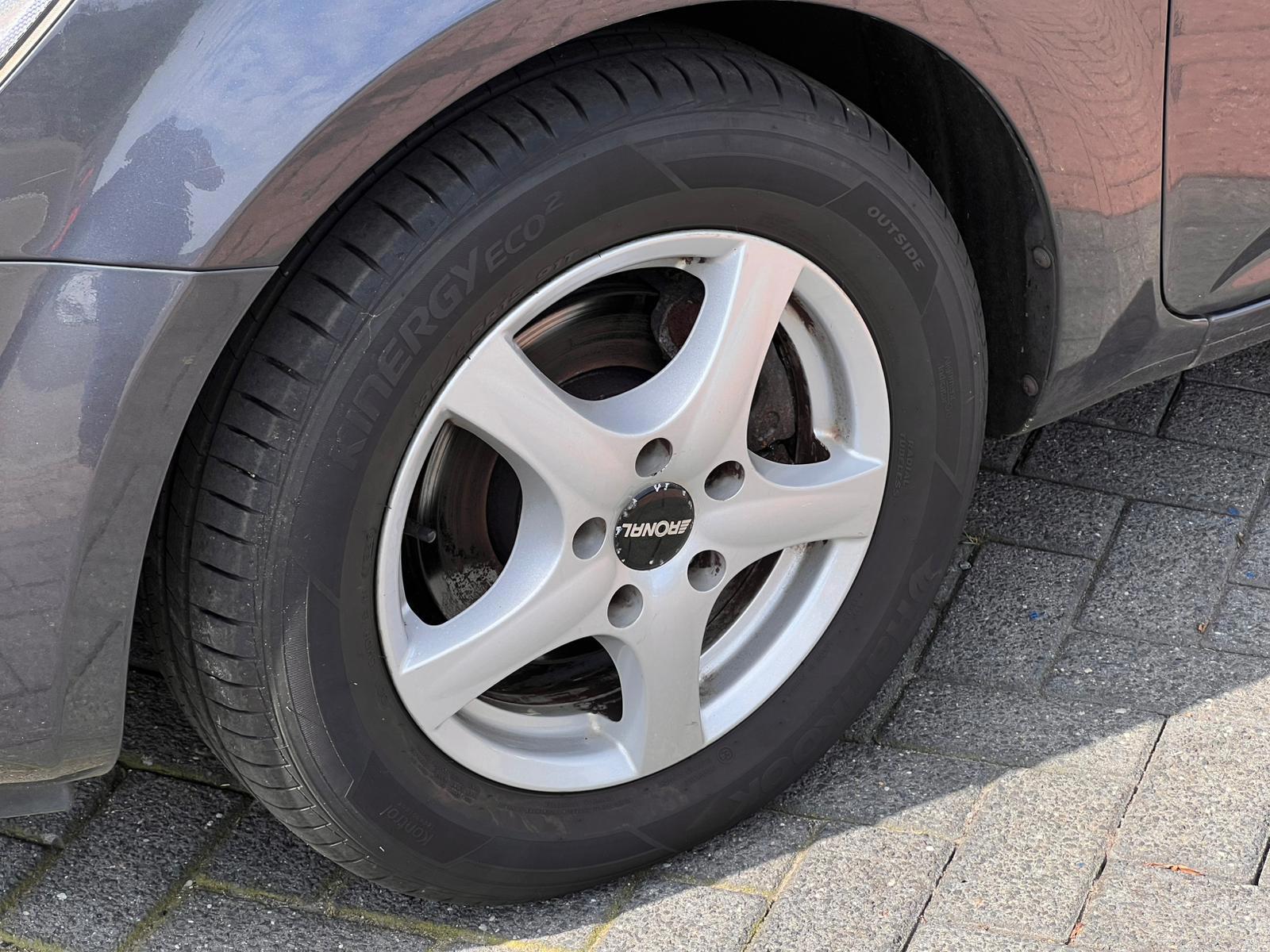 Foto van Kia Cee D