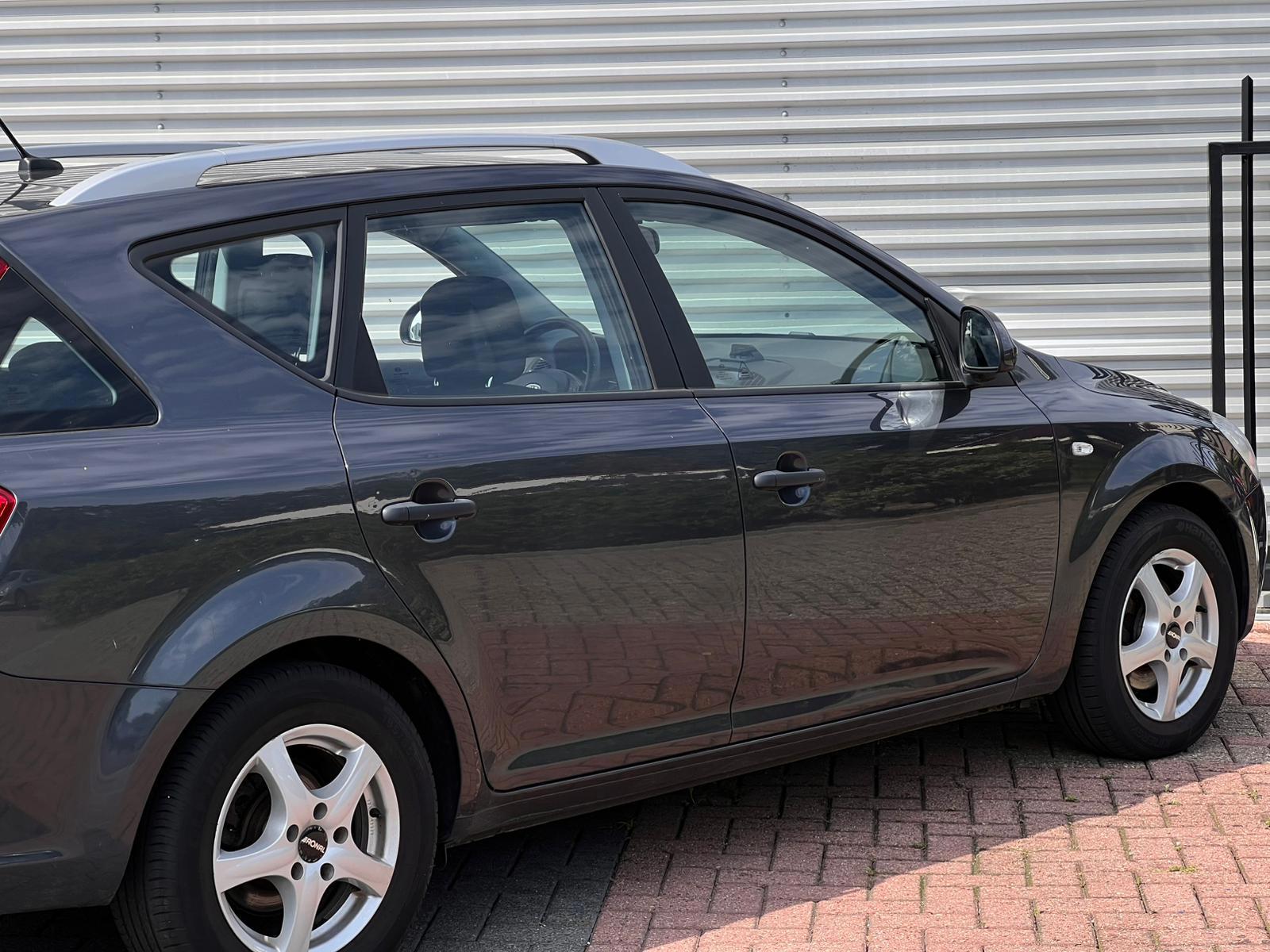 Foto van Kia Cee D