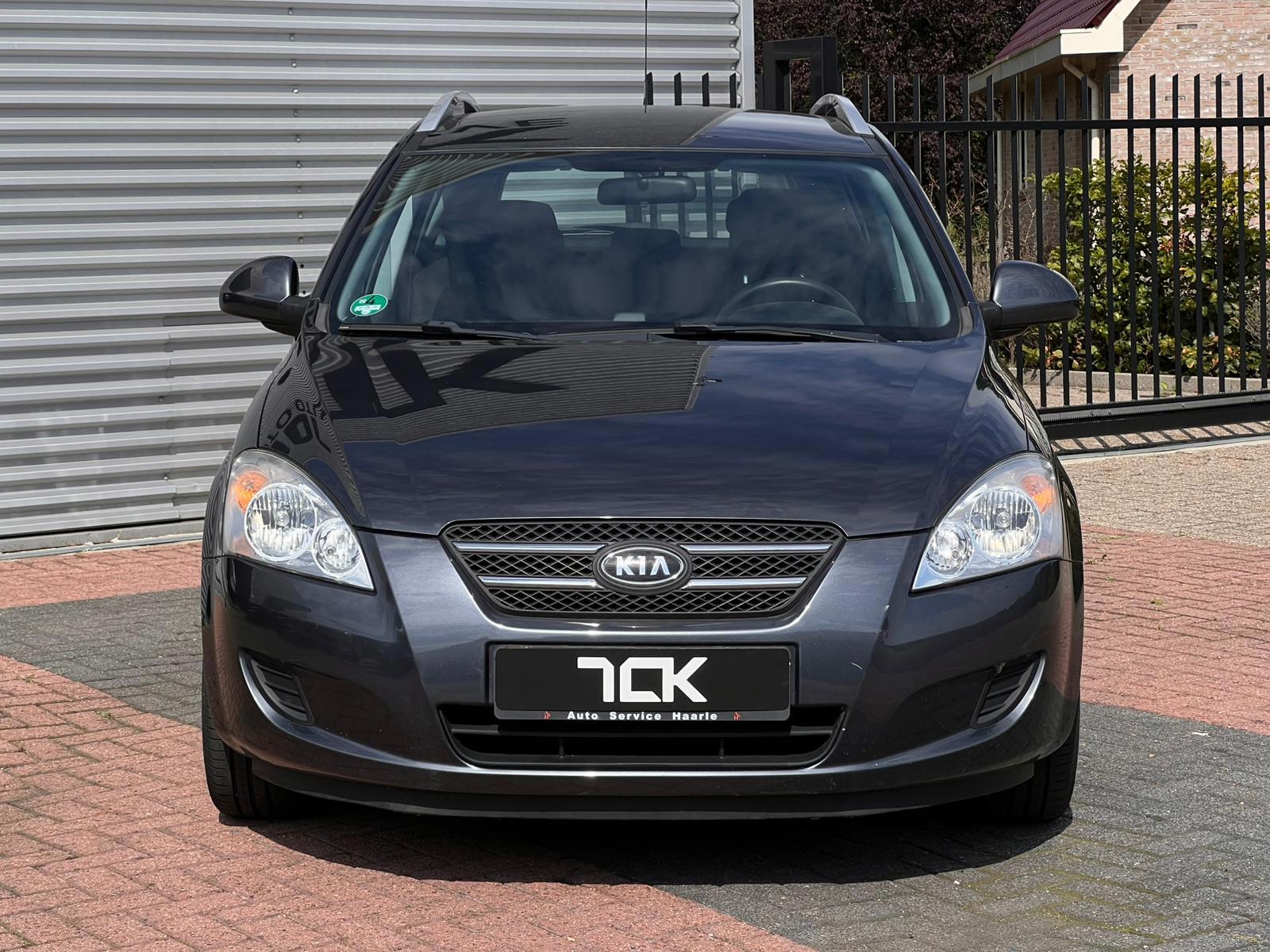 Foto van Kia Cee D