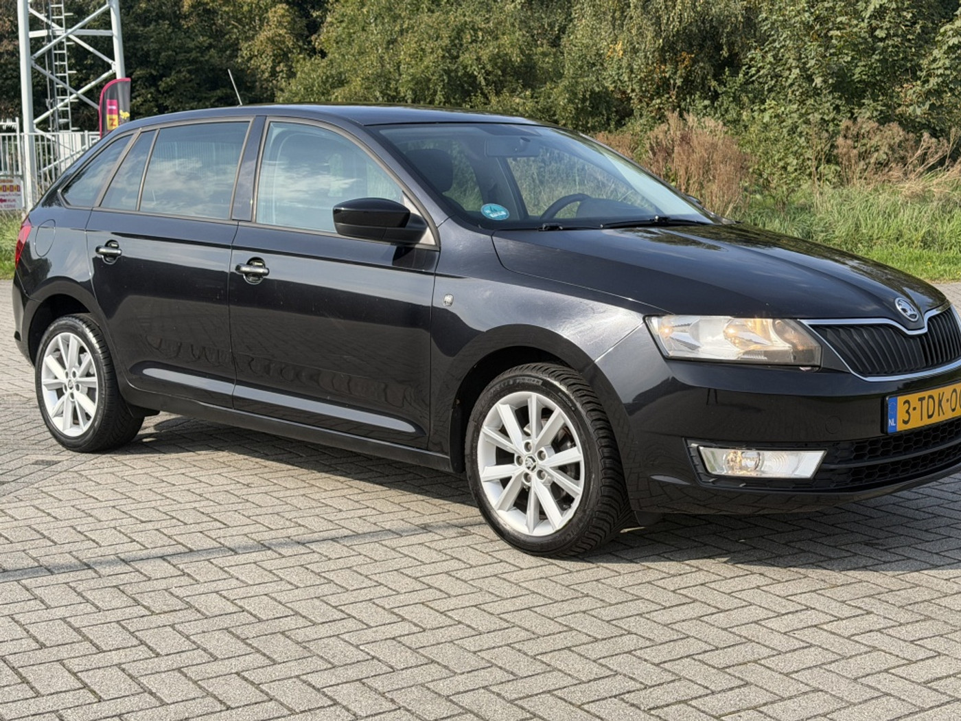 Skoda Rapid 1.2 TSI Airco Navi Cruise Apk:11-2027 2014 - voorkant
