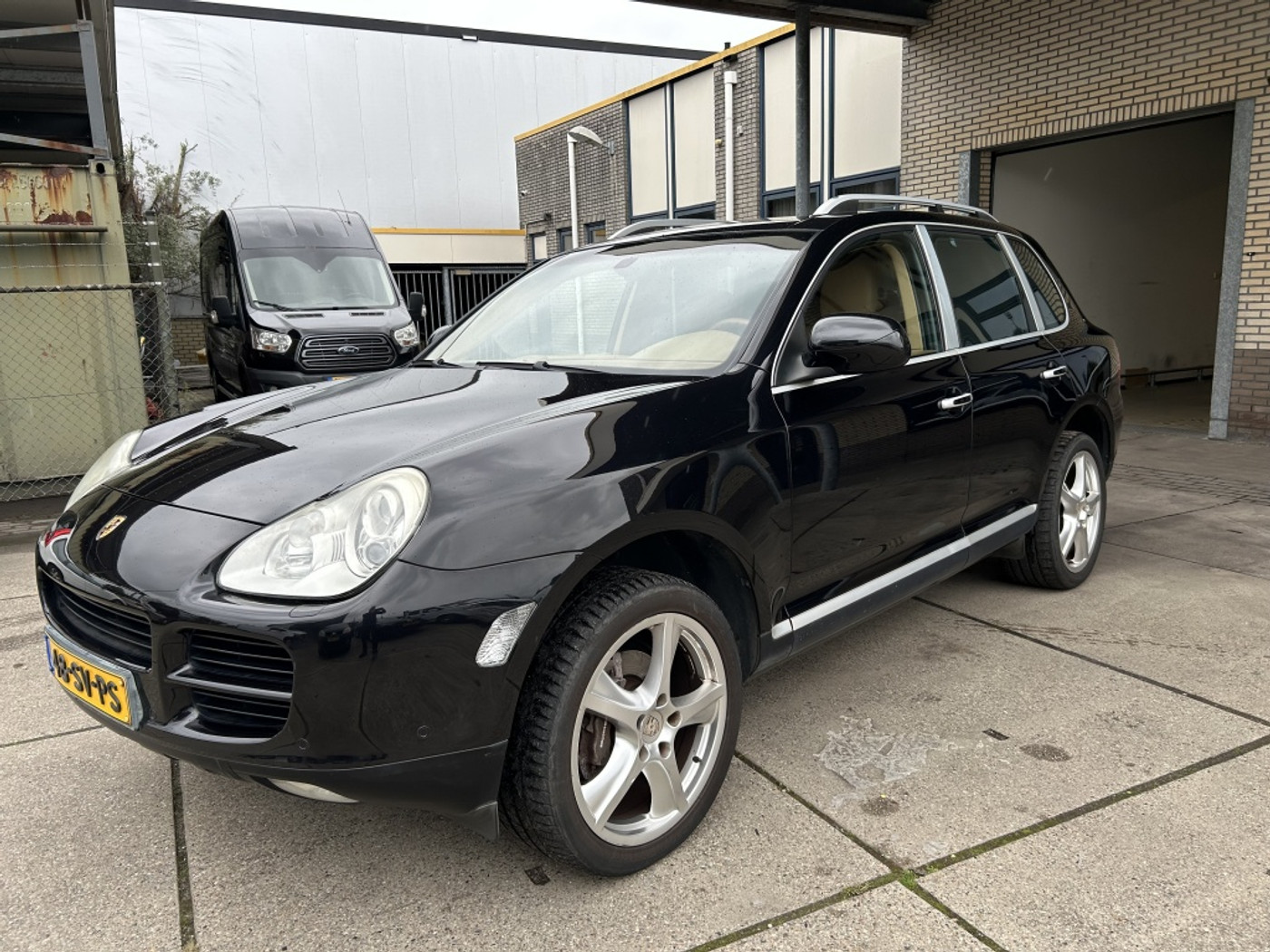 Porsche Cayenne 3.2 2006 - voorkant
