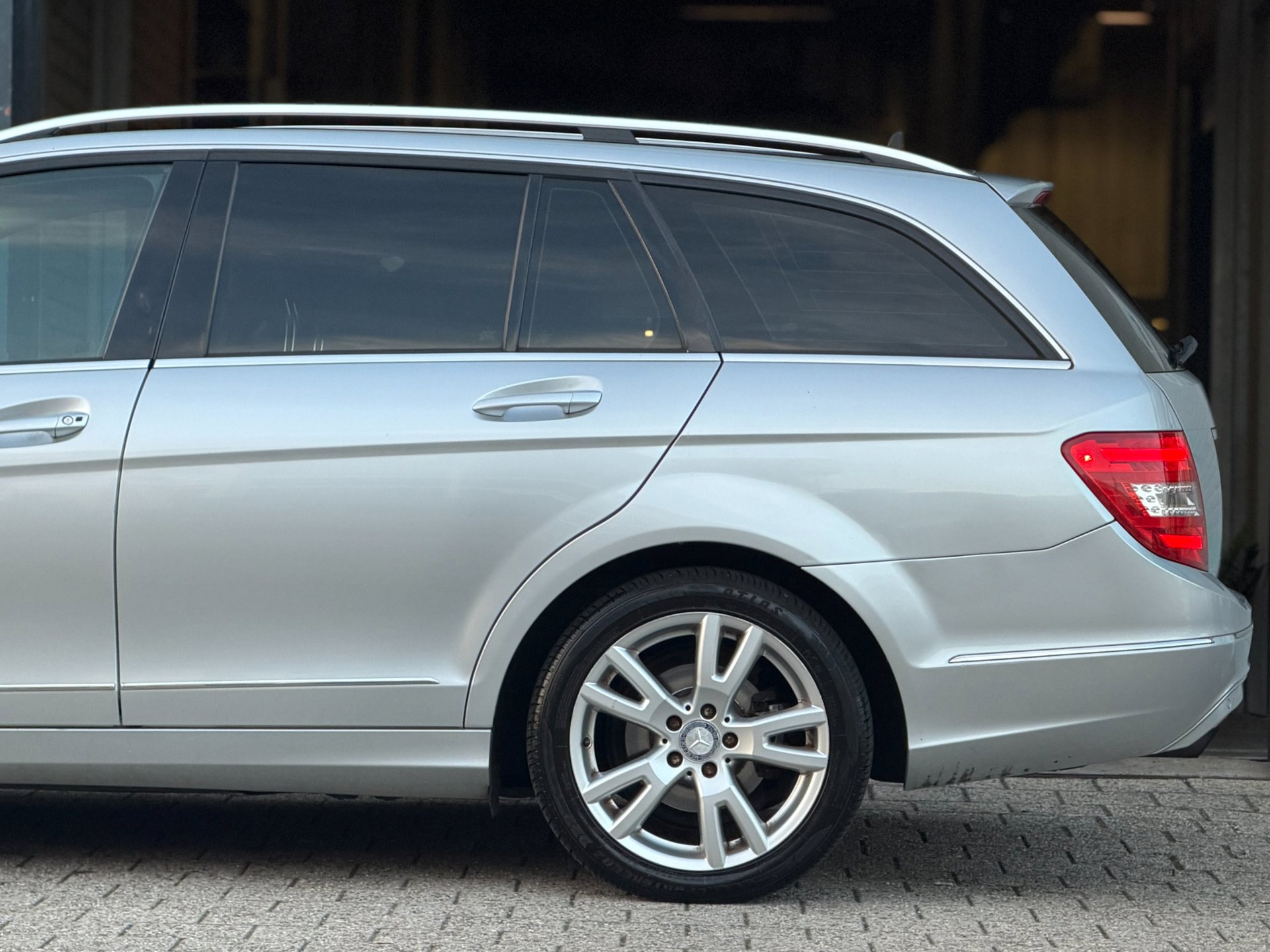 Foto van Mercedes-Benz C 180