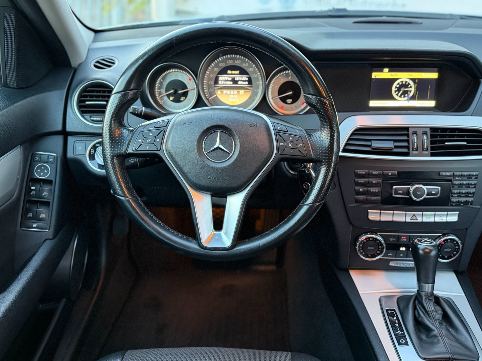Foto van Mercedes-Benz C 180
