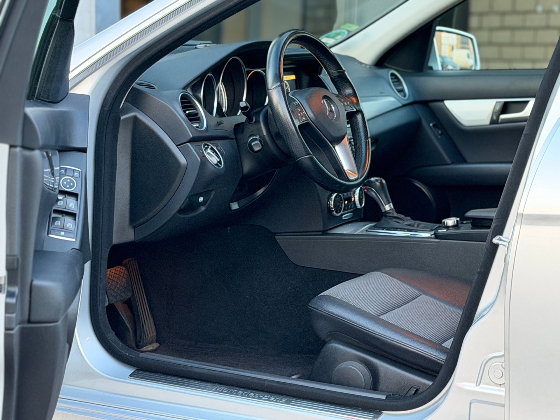 Foto van Mercedes-Benz C 180