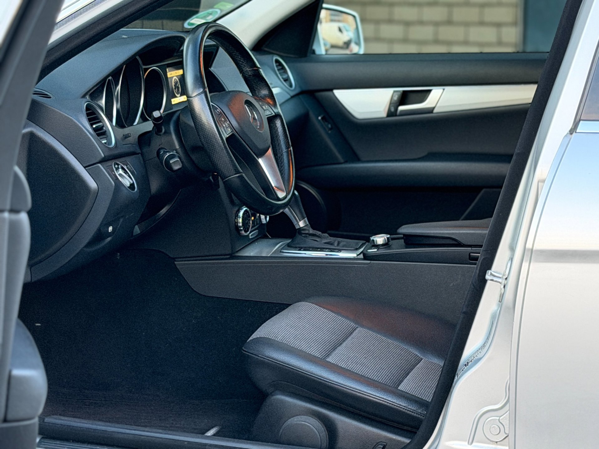 Foto van Mercedes-Benz C 180
