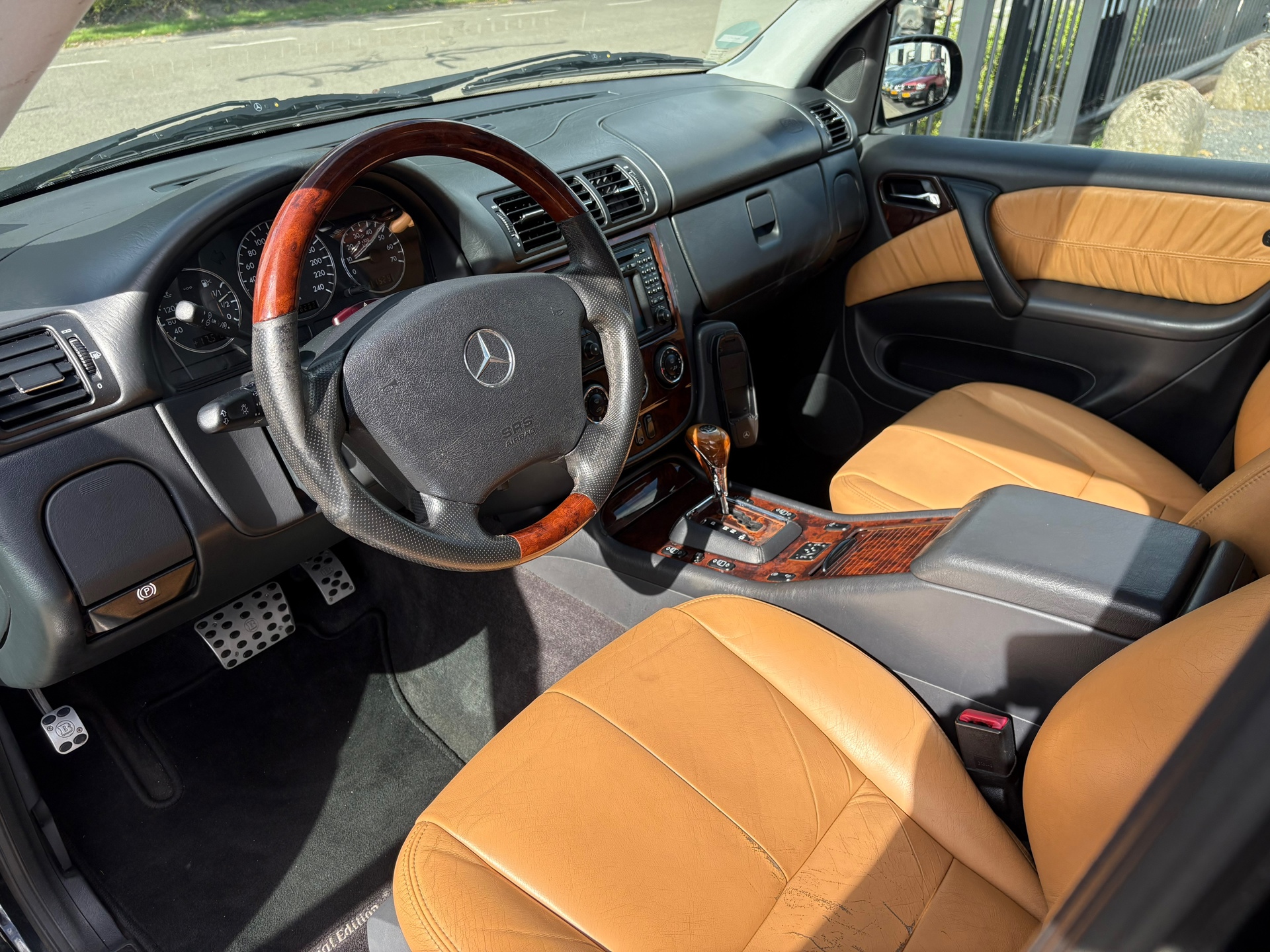 Foto van Mercedes-Benz ML 350