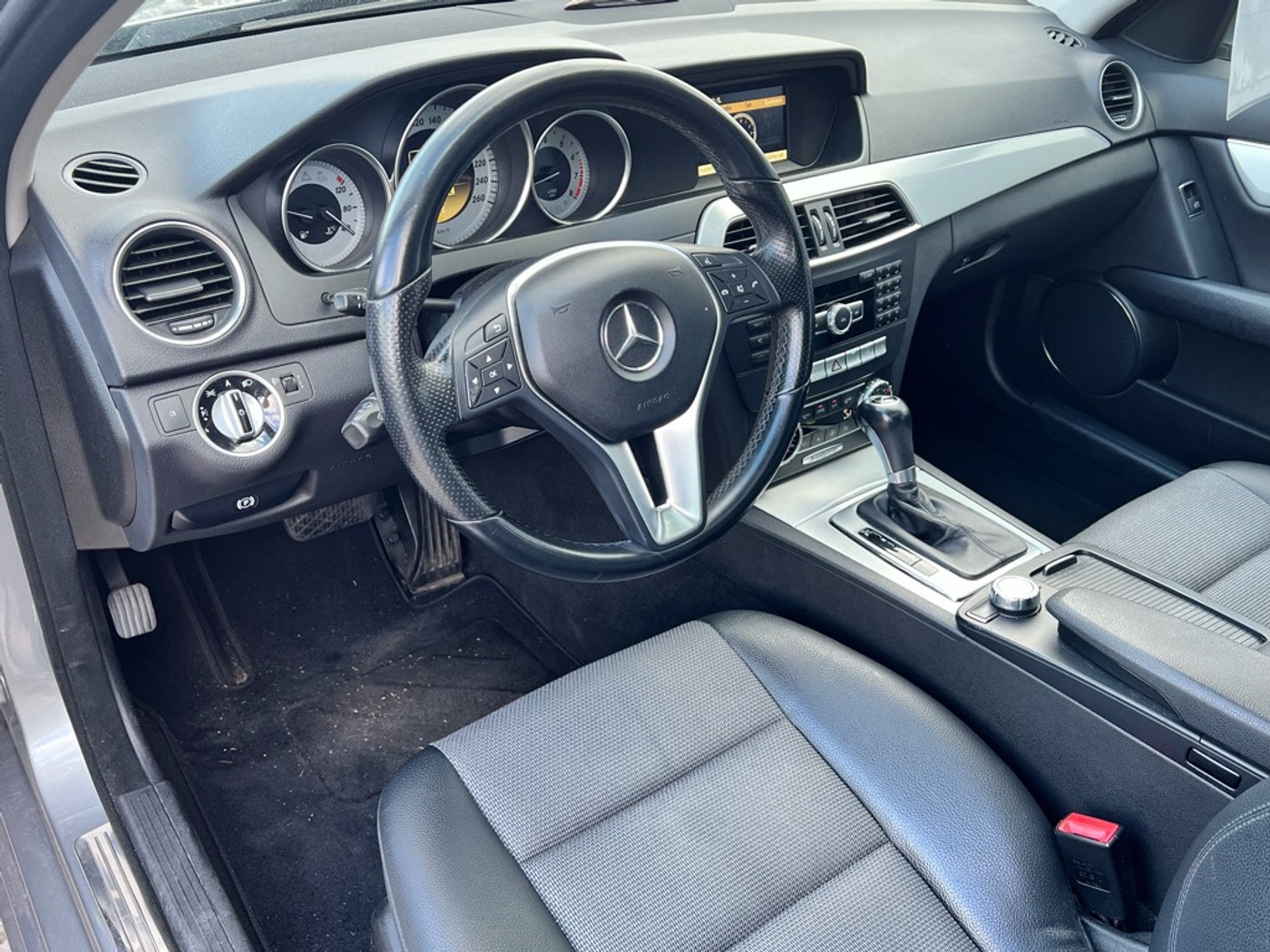 Foto van Mercedes-Benz C 180