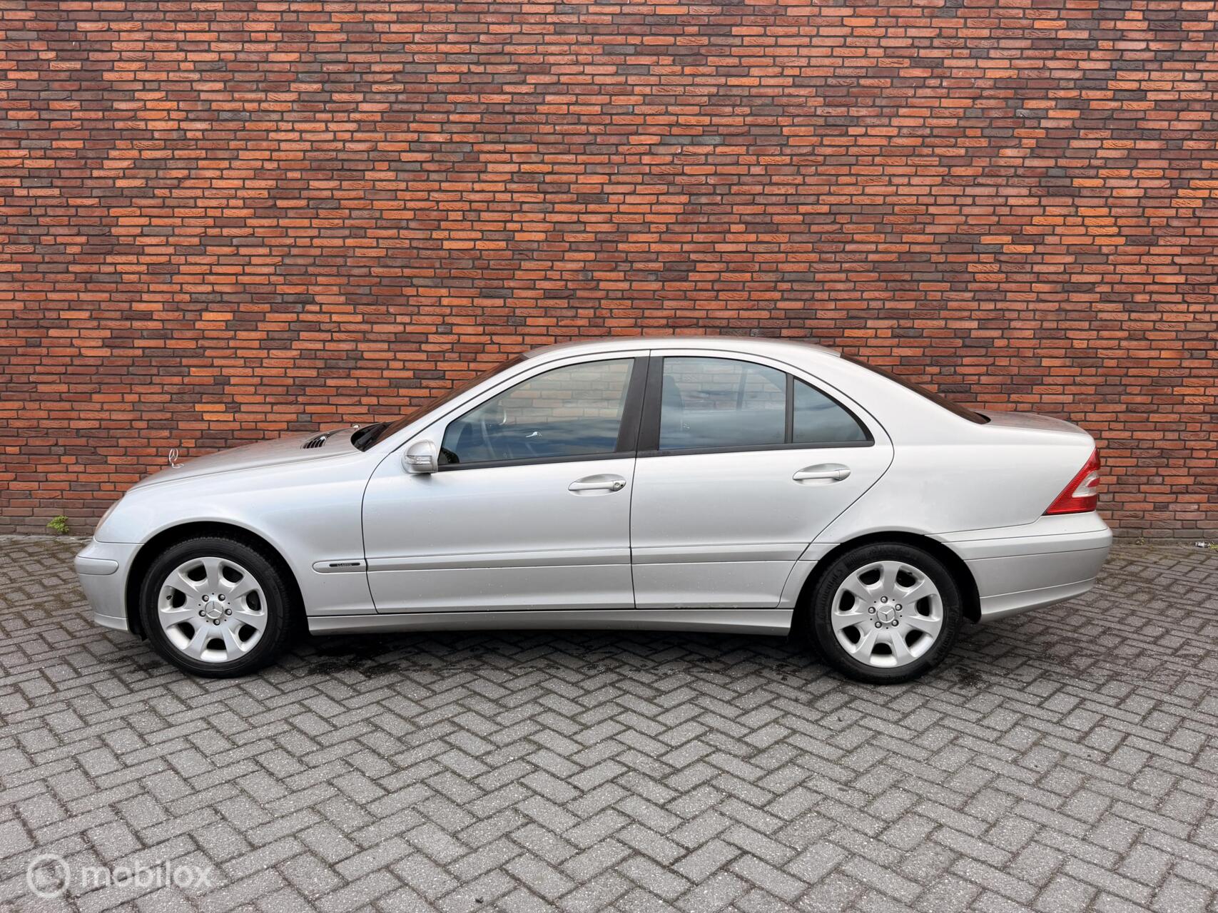 Foto van Mercedes-Benz C 200 Kompressor