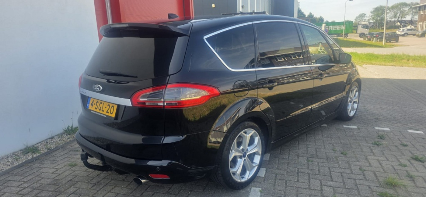 Foto van Ford S-max