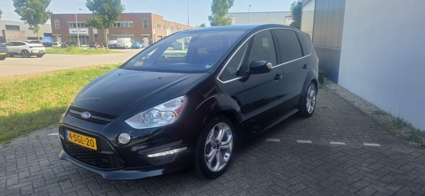 Ford S-max 2.0 EcoB. S Edit.7p. 2013 - voorkant