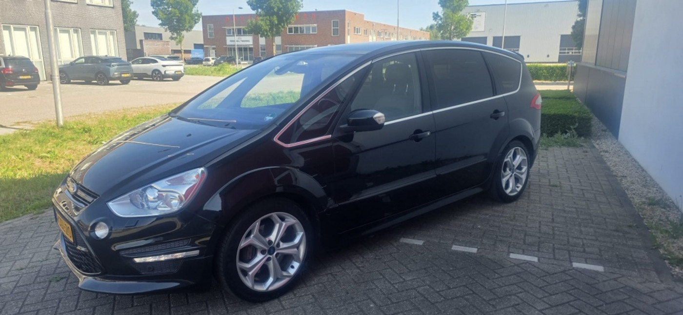 Foto van Ford S-max