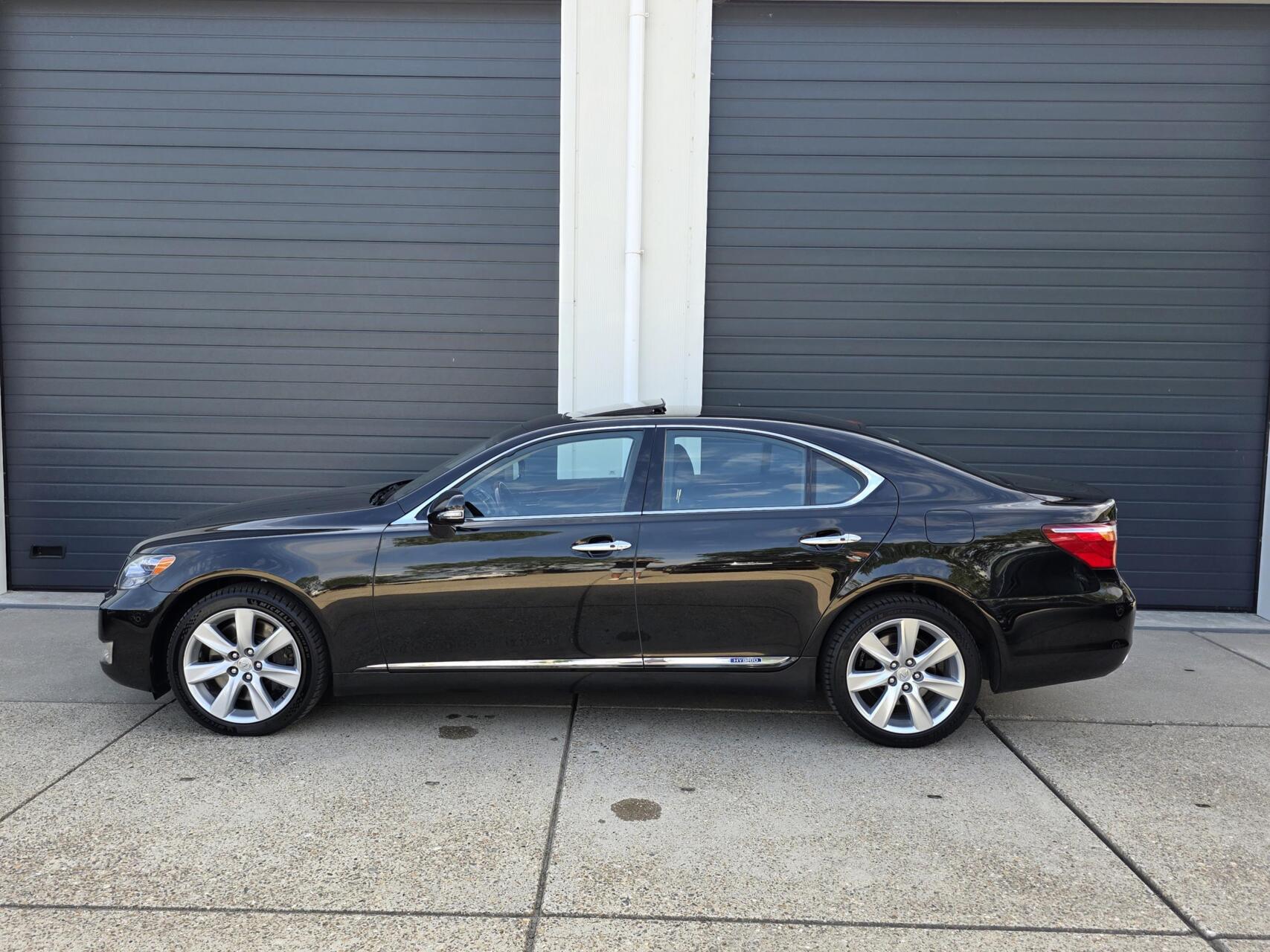 Foto van Lexus LS
