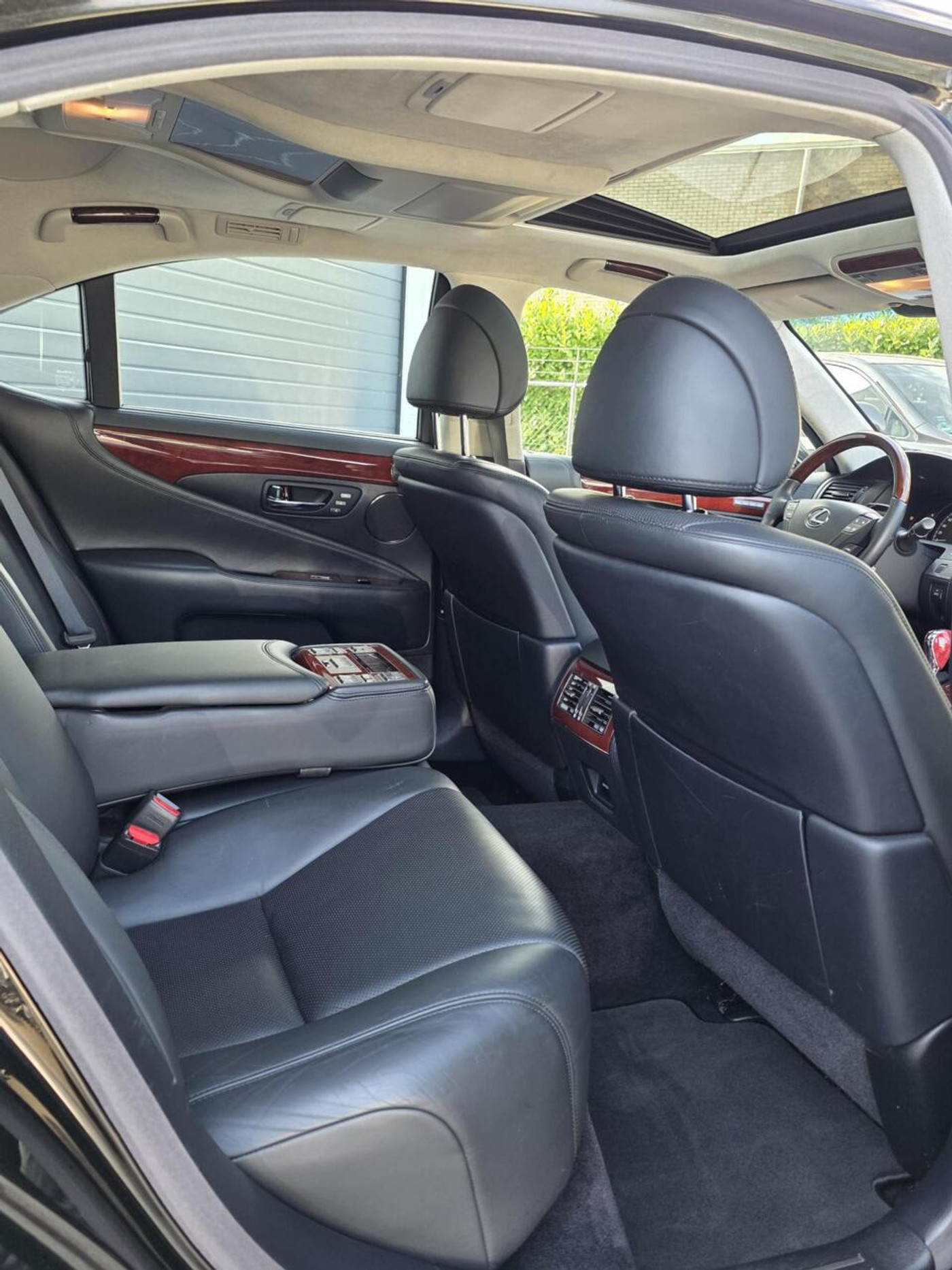 Foto van Lexus LS