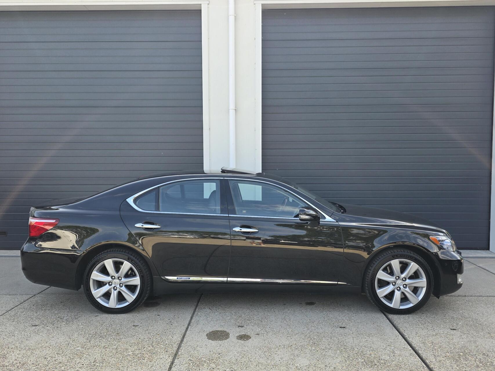 Foto van Lexus LS