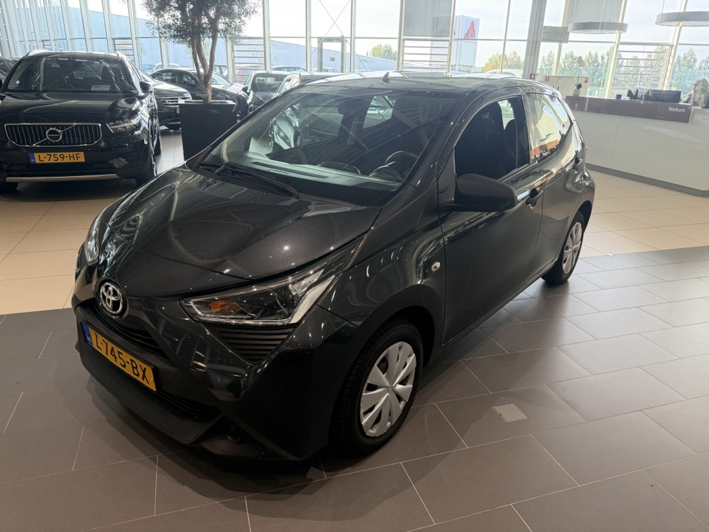 Toyota Toyota Aygo 1.0 VVT-i x-fun 2021 - voorkant