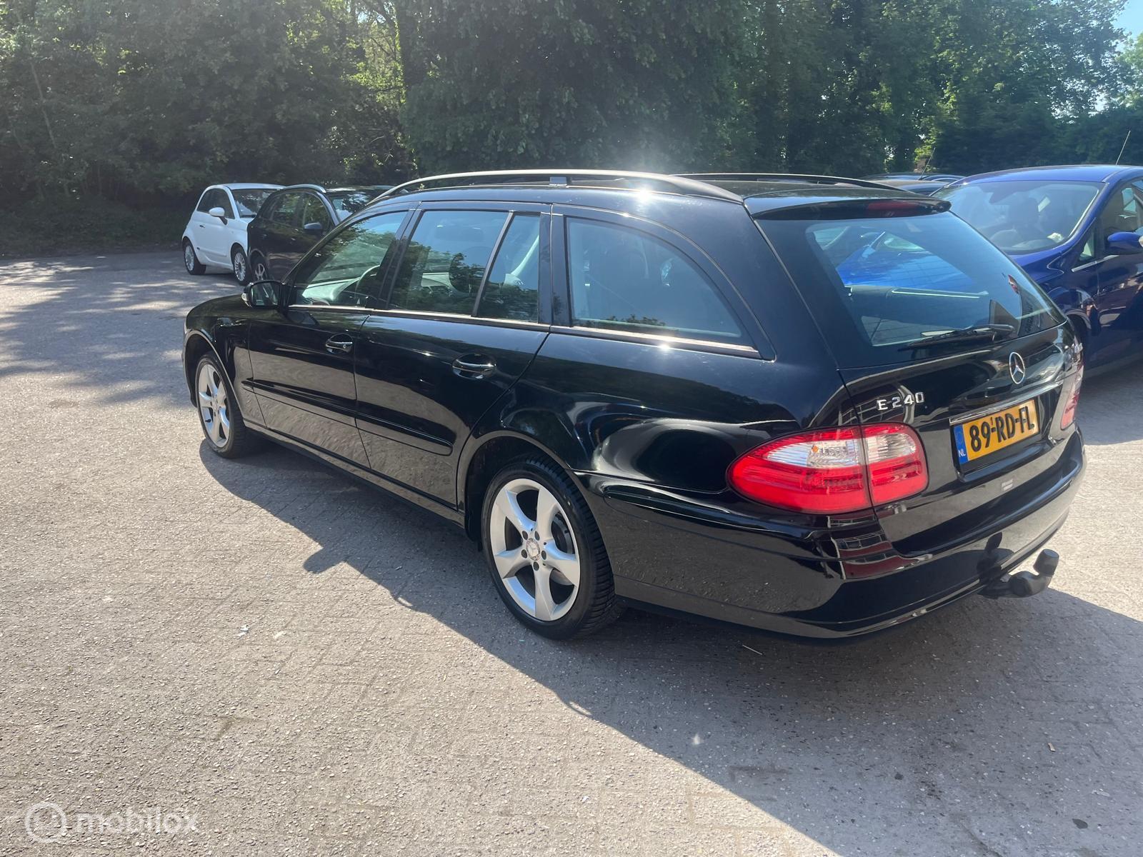Foto van Mercedes-Benz E 240 4Matic