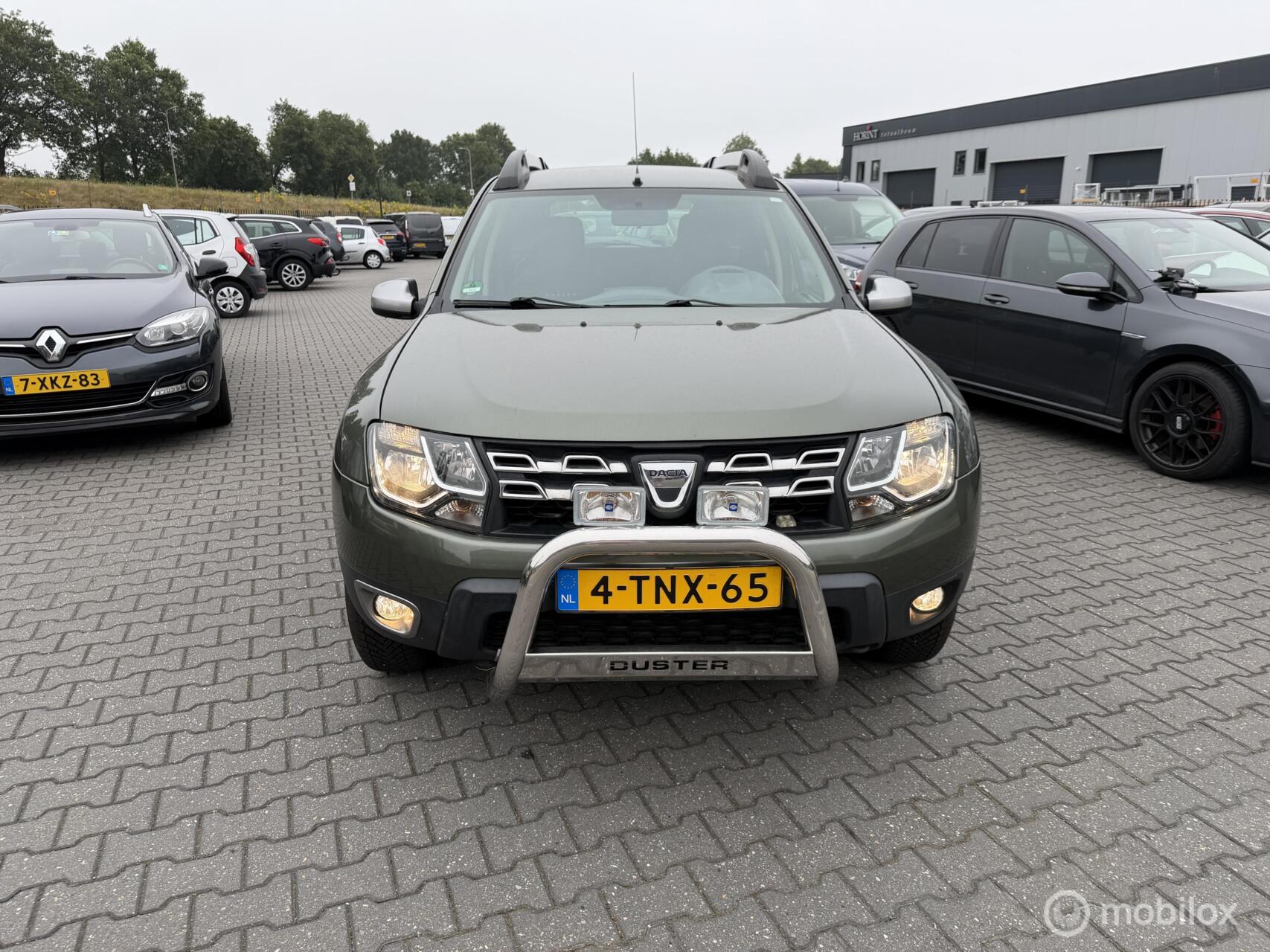 Dacia Duster 1.2 TCe 4x2 Prestige navi erco 2014 - voorkant